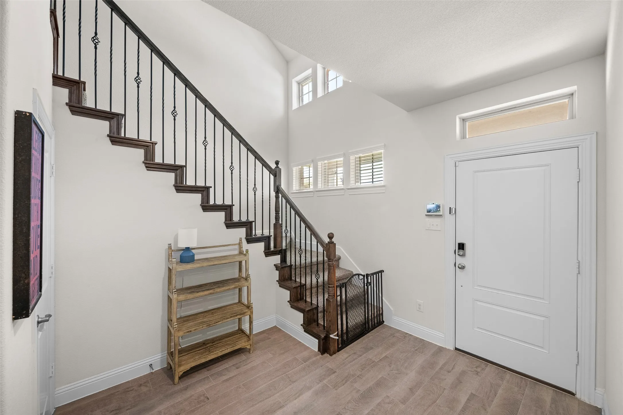 Single Family Residence For Sale in Denton County , 11000 Canyon Mine Drive, Aubrey, Texas 76227, 5 Bedroom, 4 Bathroom, 2 Garage spaces, 3,366 Sqft, built in 2021, mls#21062719, Real Estate Agent in Aubrey, Homes For Sale in Denton county, Homes For Sale in Aubrey, Realtor in Aubrey Texas, Real Estate Brokerage Independent Realty Texas, Luminita Cordes Realtor