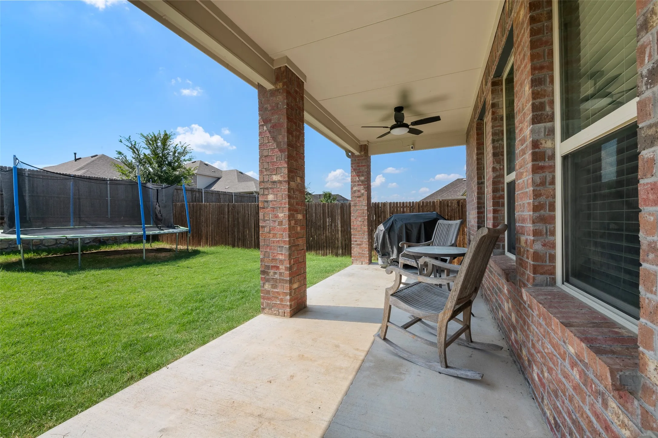 Single Family Residence For Sale in Denton County , 11000 Canyon Mine Drive, Aubrey, Texas 76227, 5 Bedroom, 4 Bathroom, 2 Garage spaces, 3,366 Sqft, built in 2021, mls#21062719, Real Estate Agent in Aubrey, Homes For Sale in Denton county, Homes For Sale in Aubrey, Realtor in Aubrey Texas, Real Estate Brokerage Independent Realty Texas, Luminita Cordes Realtor