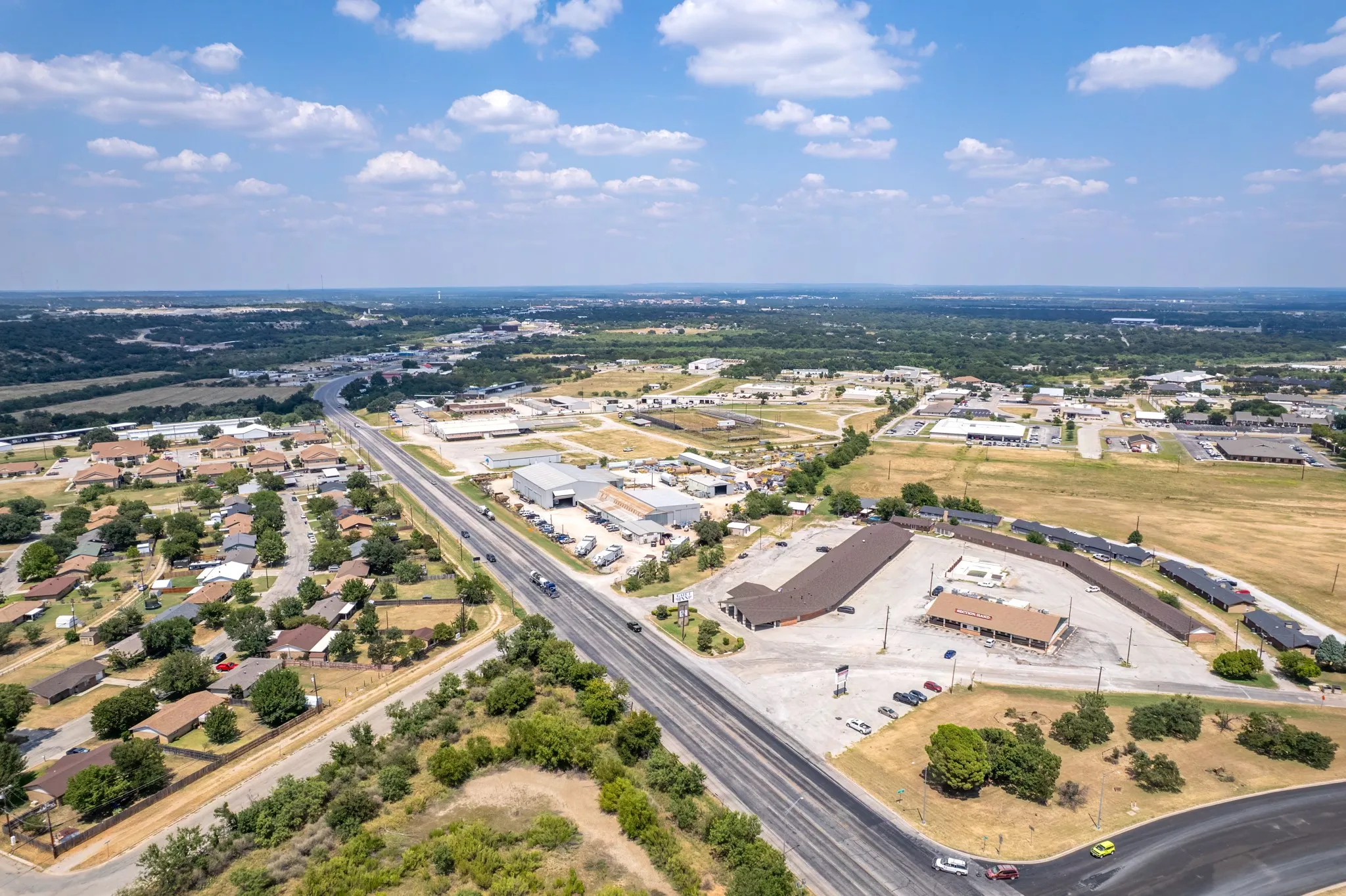 Hotel/Motel For Sale in Brown County , 4410 Highway 377 S, Brownwood, Texas 76801, 0, 0, Garage spaces, 0 Sqft, built in 0, Preowned, mls#21055316, Real Estate Agent in Brownwood, Homes For Sale in Brown county, Homes For Sale in Brownwood, Realtor in Brownwood Texas, Real Estate Brokerage Independent Realty Texas, Luminita Cordes Realtor
