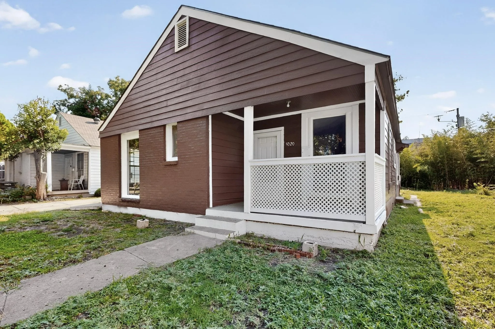 Duplex For Sale in Dallas County , 5020 Pershing Street, Dallas, Texas 75206, 2 Bedroom, 2 Bathroom, 2 Garage spaces, 0 Sqft, built in 1938, Preowned, mls#21061033, Real Estate Agent in Dallas, Homes For Sale in Dallas county, Homes For Sale in Dallas, Realtor in Dallas Texas, Real Estate Brokerage Independent Realty Texas, Luminita Cordes Realtor