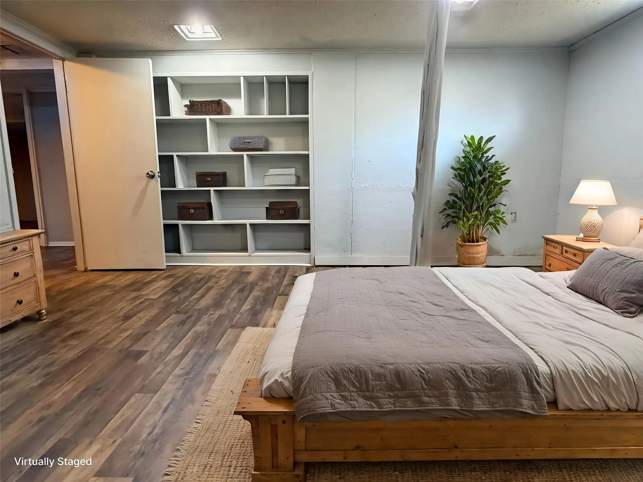 Single Family Residence For Sale in Palo Pinto County , 1401 Highway 180 W, Mineral Wells, Texas 76067, 4 Bedroom, 2 Bathroom, Garage spaces, 2,408 Sqft, built in 1948, Preowned, mls#21064934, Real Estate Agent in Mineral Wells, Homes For Sale in Palo Pinto county, Homes For Sale in Mineral Wells, Realtor in Mineral Wells Texas, Real Estate Brokerage Independent Realty Texas, Luminita Cordes Realtor