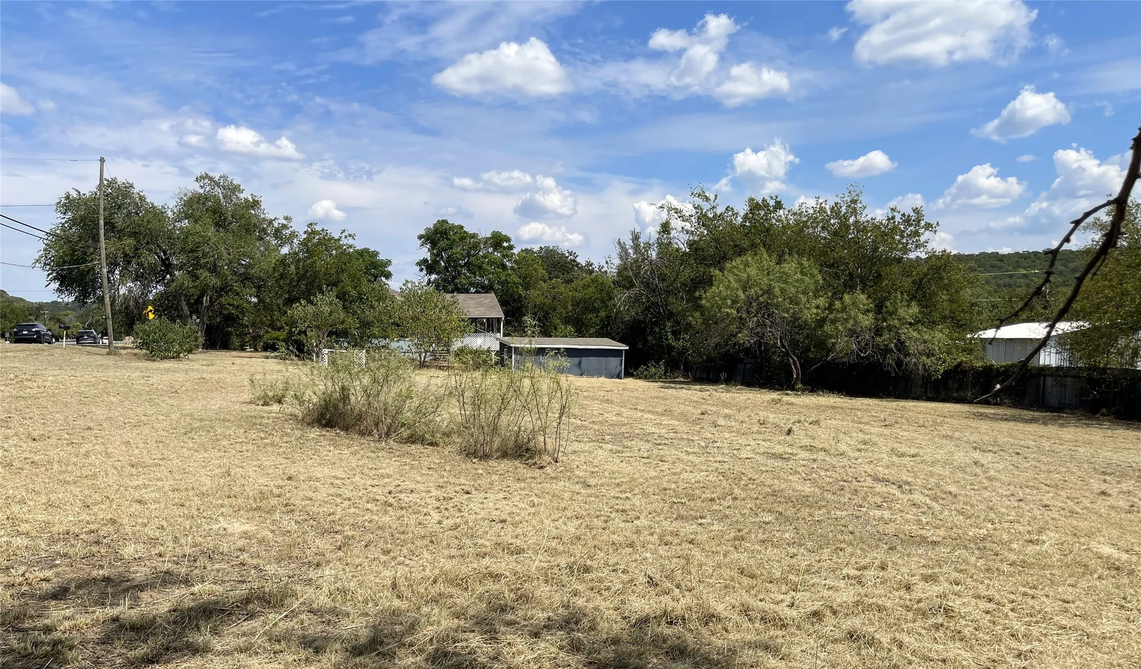 Single Family Residence For Sale in Palo Pinto County , 1401 Highway 180 W, Mineral Wells, Texas 76067, 4 Bedroom, 2 Bathroom, Garage spaces, 2,408 Sqft, built in 1948, Preowned, mls#21064934, Real Estate Agent in Mineral Wells, Homes For Sale in Palo Pinto county, Homes For Sale in Mineral Wells, Realtor in Mineral Wells Texas, Real Estate Brokerage Independent Realty Texas, Luminita Cordes Realtor