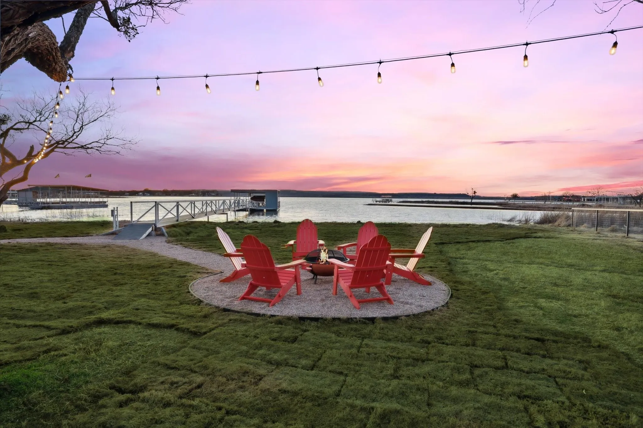 Single Family Residence For Sale in Palo Pinto County , 413 Hoot Avenue, Graford, Texas 76449, 7 Bedroom, 6 Bathroom, 4 Garage spaces, 3,920 Sqft, built in 2022, mls#21064724, Real Estate Agent in Graford, Homes For Sale in Palo Pinto county, Homes For Sale in Graford, Realtor in Graford Texas, Real Estate Brokerage Independent Realty Texas, Luminita Cordes Realtor