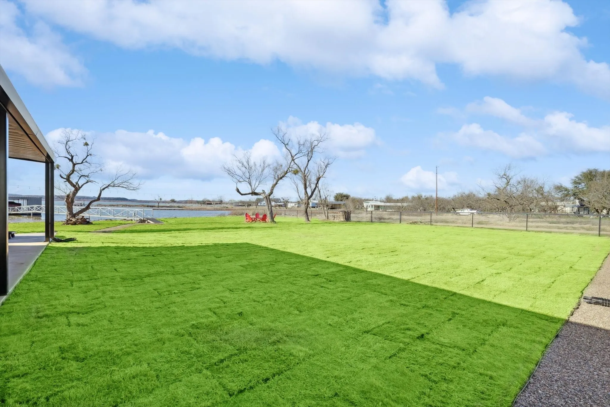 Single Family Residence For Sale in Palo Pinto County , 413 Hoot Avenue, Graford, Texas 76449, 7 Bedroom, 6 Bathroom, 4 Garage spaces, 3,920 Sqft, built in 2022, mls#21064724, Real Estate Agent in Graford, Homes For Sale in Palo Pinto county, Homes For Sale in Graford, Realtor in Graford Texas, Real Estate Brokerage Independent Realty Texas, Luminita Cordes Realtor