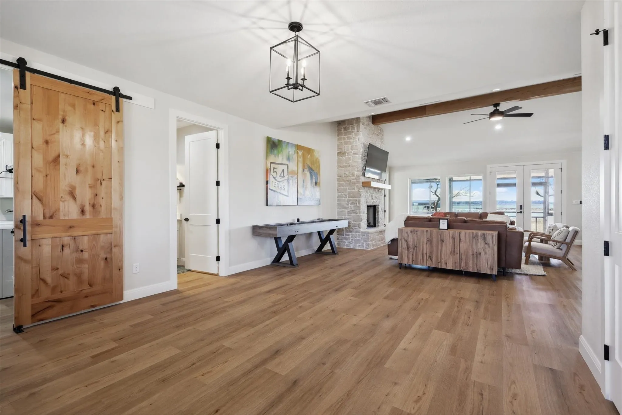 Single Family Residence For Sale in Palo Pinto County , 413 Hoot Avenue, Graford, Texas 76449, 7 Bedroom, 6 Bathroom, 4 Garage spaces, 3,920 Sqft, built in 2022, mls#21064724, Real Estate Agent in Graford, Homes For Sale in Palo Pinto county, Homes For Sale in Graford, Realtor in Graford Texas, Real Estate Brokerage Independent Realty Texas, Luminita Cordes Realtor