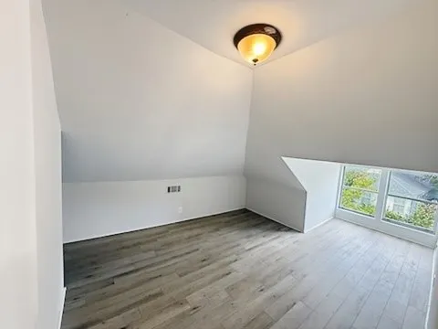 Single Family Residence For Sale in Hunt County , 1210 Monroe Street, Commerce, Texas 75428, 4 Bedroom, 2 Bathroom, Garage spaces, 2,185 Sqft, built in 1905, mls#21063259, Real Estate Agent in Commerce, Homes For Sale in Hunt county, Homes For Sale in Commerce, Realtor in Commerce Texas, Real Estate Brokerage Independent Realty Texas, Luminita Cordes Realtor