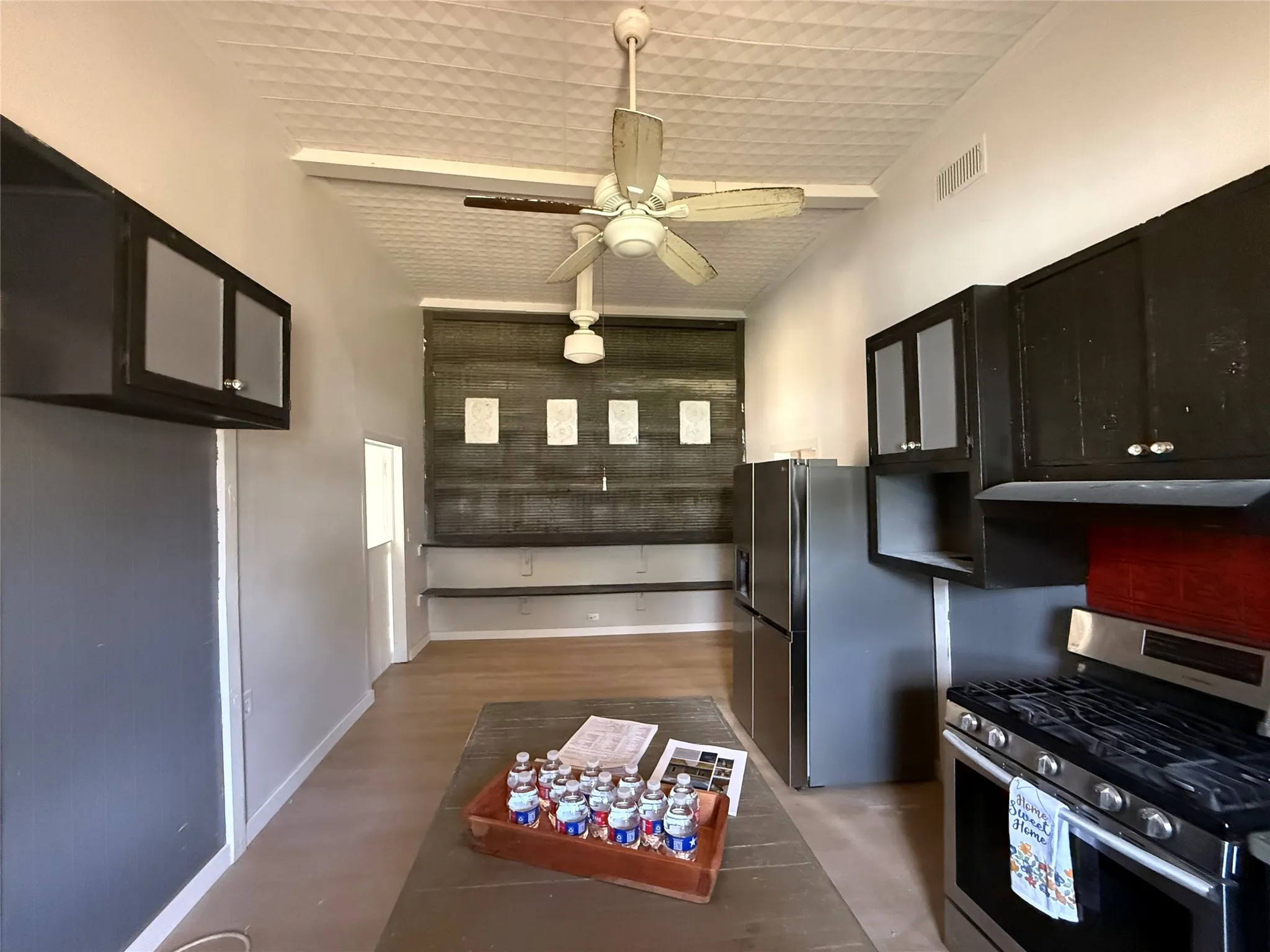 Single Family Residence For Sale in Hunt County , 1210 Monroe Street, Commerce, Texas 75428, 4 Bedroom, 2 Bathroom, Garage spaces, 2,185 Sqft, built in 1905, mls#21063259, Real Estate Agent in Commerce, Homes For Sale in Hunt county, Homes For Sale in Commerce, Realtor in Commerce Texas, Real Estate Brokerage Independent Realty Texas, Luminita Cordes Realtor