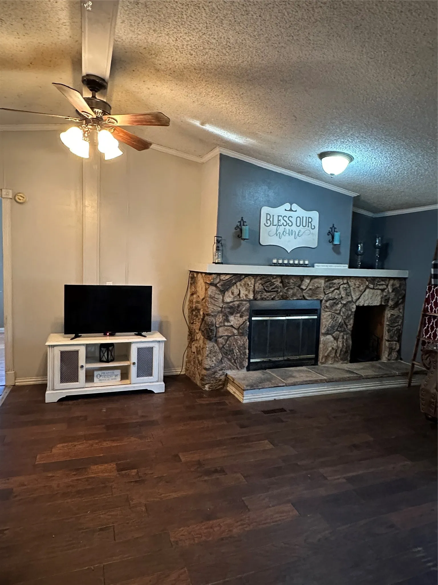 Living room with fireplace