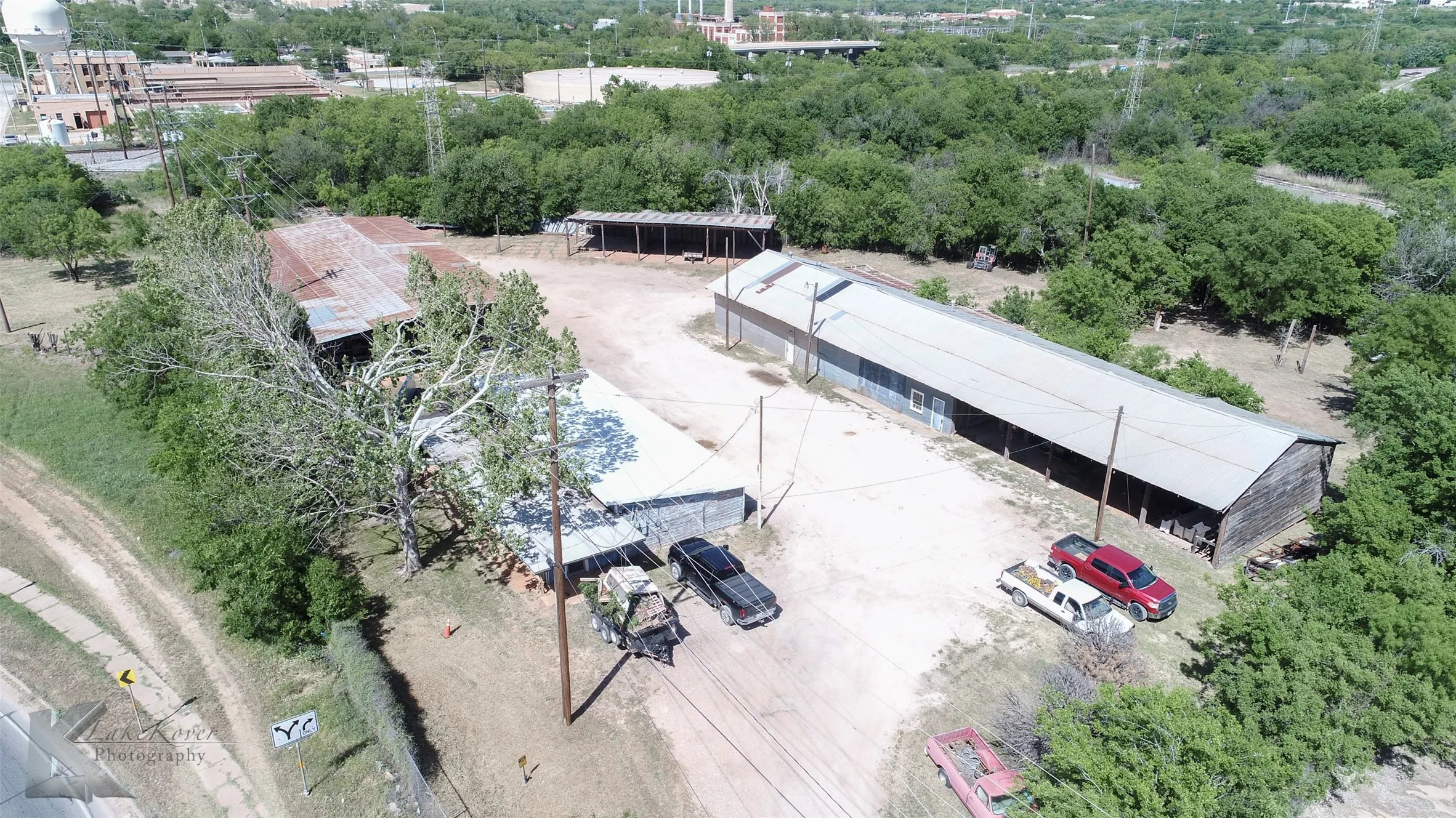 Industrial For Rent in Taylor County , 133 A S Treadaway Boulevard, Abilene, Texas 79602, 0, 0, Garage spaces, 0 Sqft, built in 1962, Preowned, Price $6,500, mls#21061269, Real Estate Agent in Abilene, Homes For Rent in Taylor county, Homes For Rent in Abilene, Realtor in Abilene Texas, Real Estate Brokerage Independent Realty Texas, Luminita Cordes Realtor