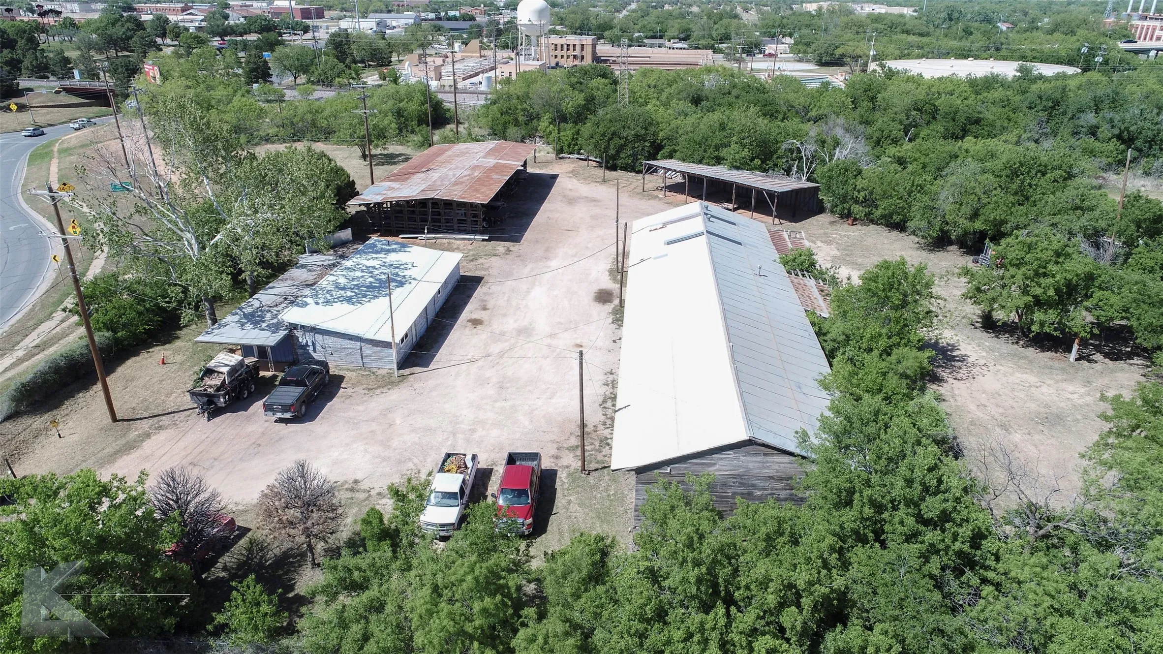 Industrial For Rent in Taylor County , 133 A S Treadaway Boulevard, Abilene, Texas 79602, 0, 0, Garage spaces, 0 Sqft, built in 1962, Preowned, Price $6,500, mls#21061269, Real Estate Agent in Abilene, Homes For Rent in Taylor county, Homes For Rent in Abilene, Realtor in Abilene Texas, Real Estate Brokerage Independent Realty Texas, Luminita Cordes Realtor