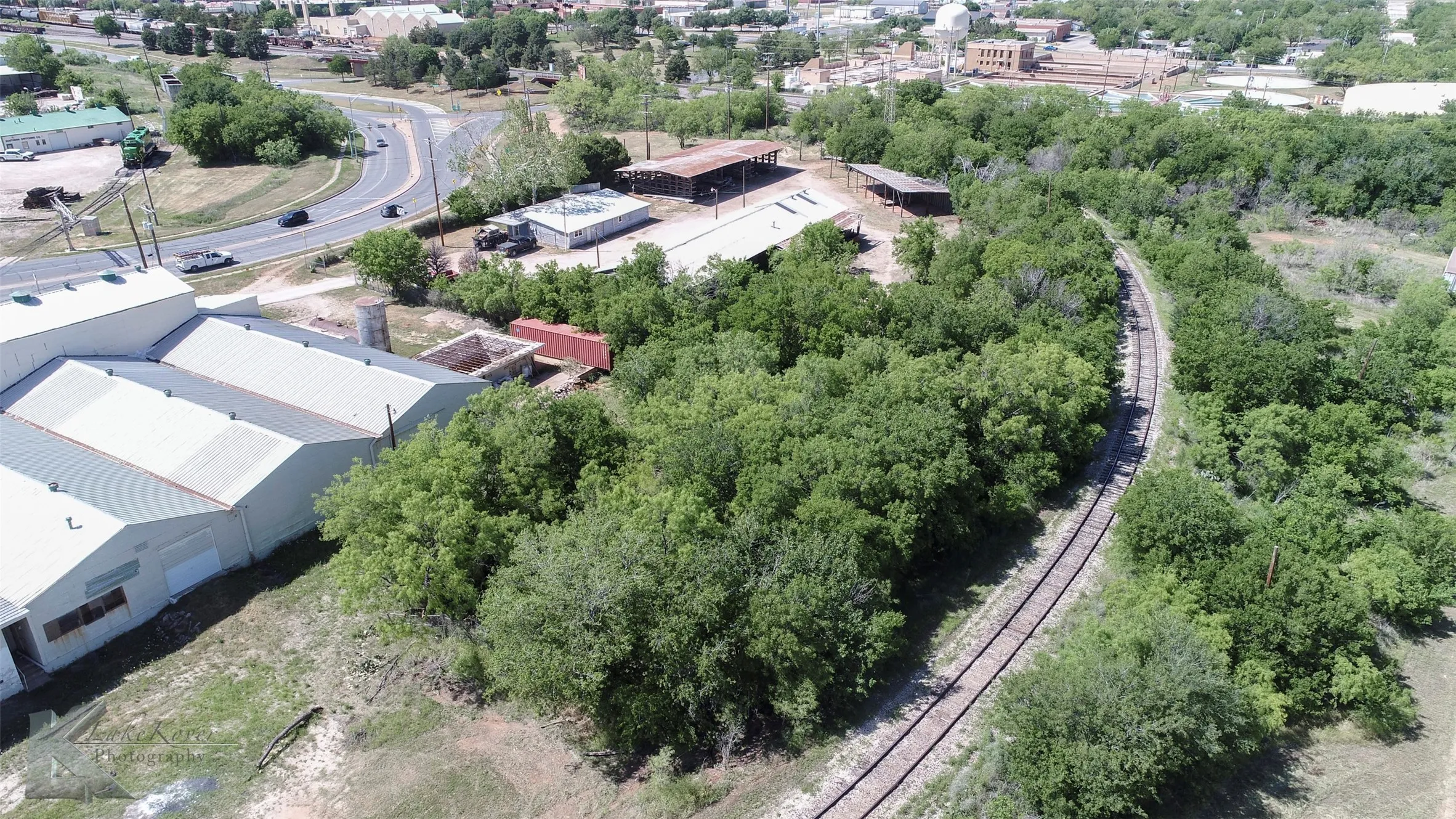 Industrial For Rent in Taylor County , 133 A S Treadaway Boulevard, Abilene, Texas 79602, 0, 0, Garage spaces, 0 Sqft, built in 1962, Preowned, Price $6,500, mls#21061269, Real Estate Agent in Abilene, Homes For Rent in Taylor county, Homes For Rent in Abilene, Realtor in Abilene Texas, Real Estate Brokerage Independent Realty Texas, Luminita Cordes Realtor