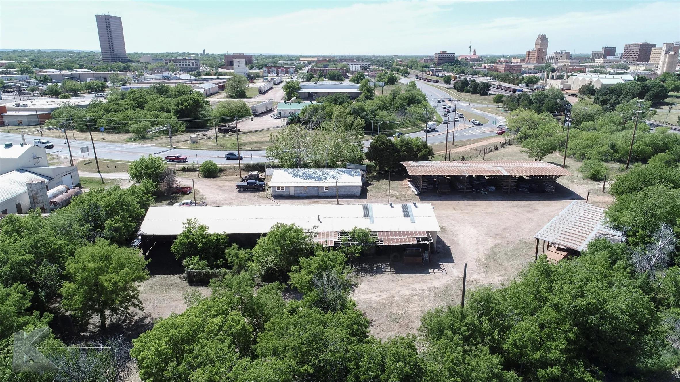 Industrial For Rent in Taylor County , 133 A S Treadaway Boulevard, Abilene, Texas 79602, 0, 0, Garage spaces, 0 Sqft, built in 1962, Preowned, Price $6,500, mls#21061269, Real Estate Agent in Abilene, Homes For Rent in Taylor county, Homes For Rent in Abilene, Realtor in Abilene Texas, Real Estate Brokerage Independent Realty Texas, Luminita Cordes Realtor