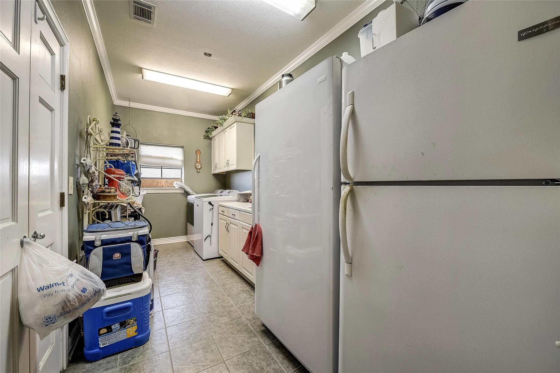 Farm For Sale in Grayson County , 808 W Line Road, Whitesboro, Texas 76273, 3 Bedrooms, 3 Bathrooms, Garage spaces, 2,000 Sqft, built in 2007, Preowned, Price $3,500,000, mls#21065085, Real Estate Agent in Whitesboro, Homes For Sale in Grayson county, Homes For Sale in Whitesboro, Realtor in Whitesboro Texas, Real Estate Brokerage Independent Realty Texas, Luminita Cordes Realtor