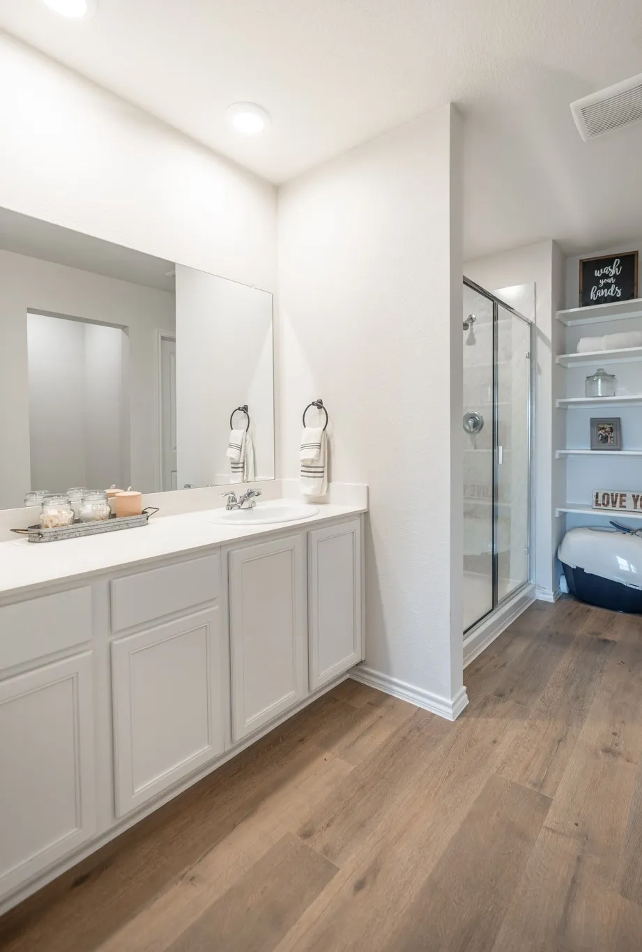 Single Family Residence For Sale in Rockwall County , 232 Vitex Drive, Royse City, Texas 75189, 3 Bedroom, 2 Bathroom, 2 Garage spaces, 1,488 Sqft, built in 2024, mls#21063256, Real Estate Agent in Royse City, Homes For Sale in Rockwall county, Homes For Sale in Royse City, Realtor in Royse City Texas, Real Estate Brokerage Independent Realty Texas, Luminita Cordes Realtor