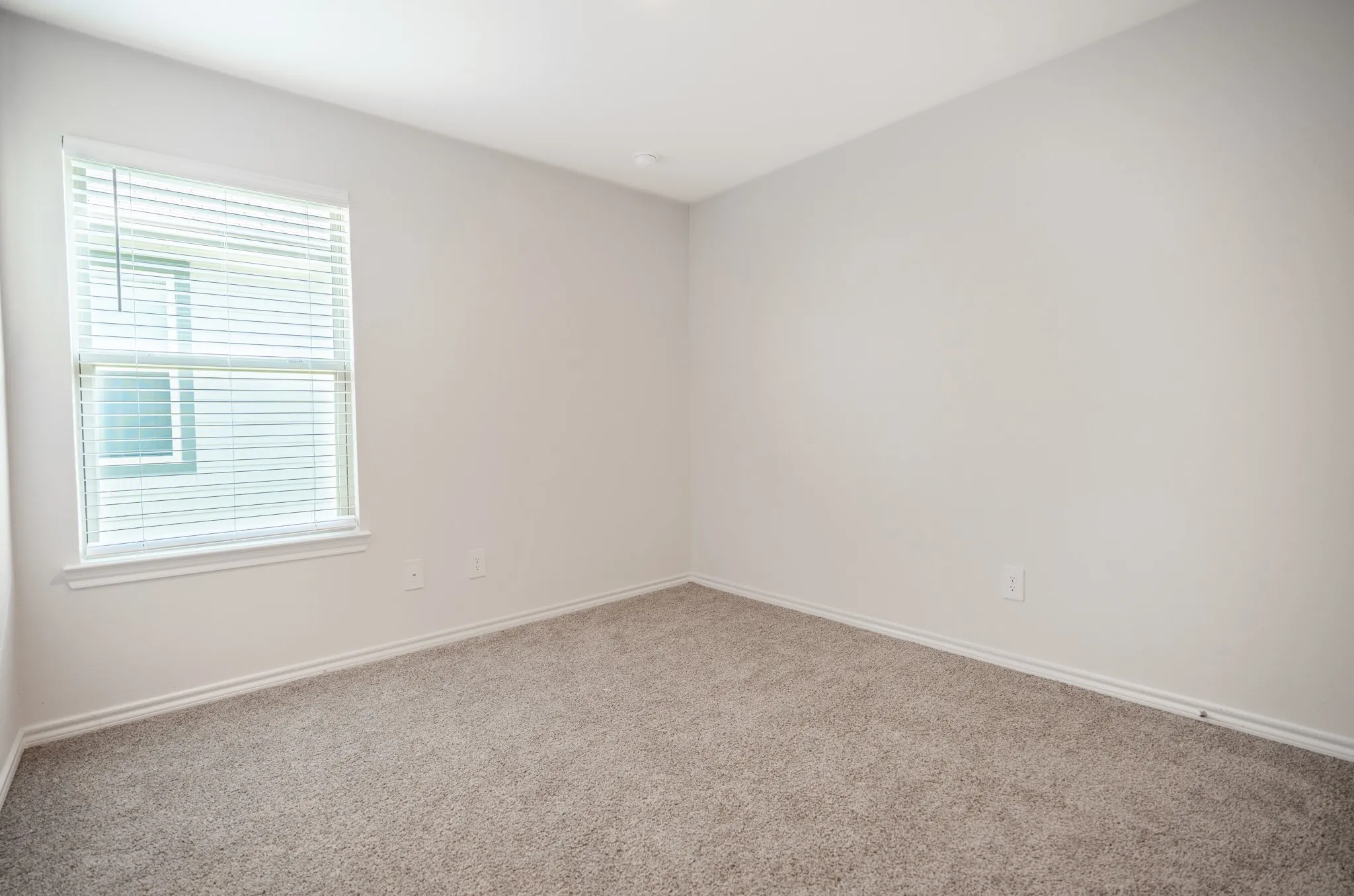 Single Family Residence For Sale in Rockwall County , 232 Vitex Drive, Royse City, Texas 75189, 3 Bedroom, 2 Bathroom, 2 Garage spaces, 1,488 Sqft, built in 2024, mls#21063256, Real Estate Agent in Royse City, Homes For Sale in Rockwall county, Homes For Sale in Royse City, Realtor in Royse City Texas, Real Estate Brokerage Independent Realty Texas, Luminita Cordes Realtor