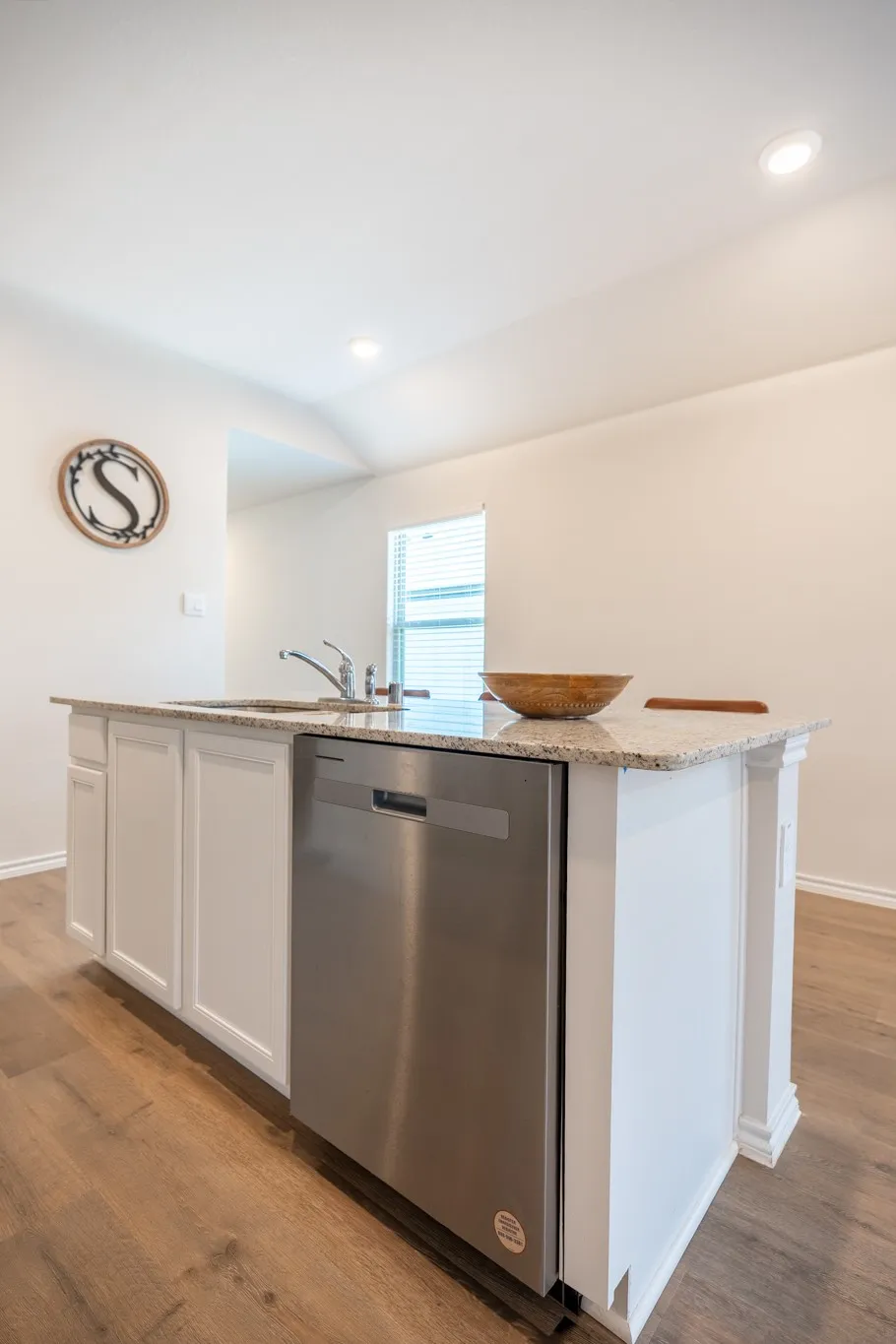 Single Family Residence For Sale in Rockwall County , 232 Vitex Drive, Royse City, Texas 75189, 3 Bedroom, 2 Bathroom, 2 Garage spaces, 1,488 Sqft, built in 2024, mls#21063256, Real Estate Agent in Royse City, Homes For Sale in Rockwall county, Homes For Sale in Royse City, Realtor in Royse City Texas, Real Estate Brokerage Independent Realty Texas, Luminita Cordes Realtor
