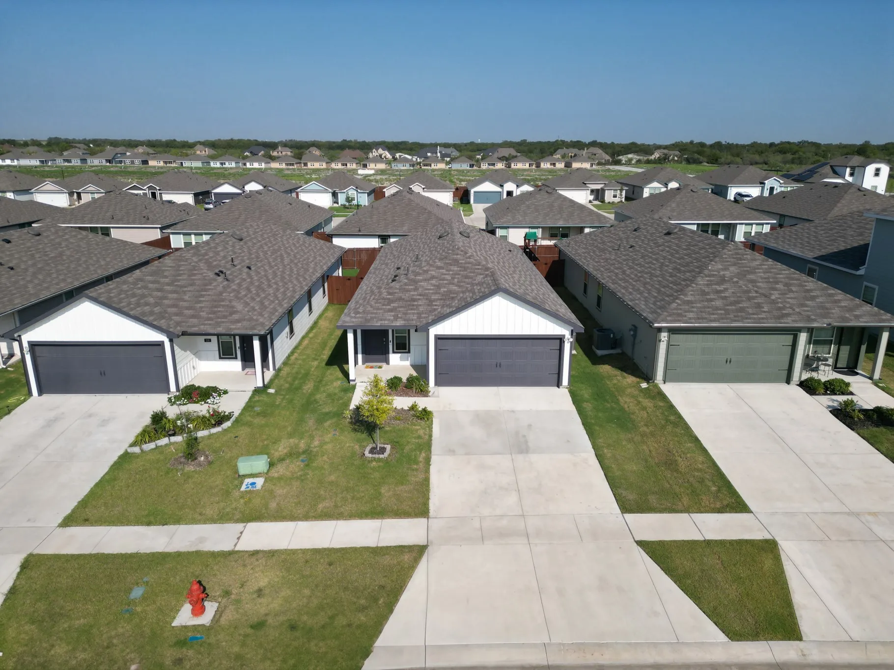 Single Family Residence For Sale in Rockwall County , 232 Vitex Drive, Royse City, Texas 75189, 3 Bedroom, 2 Bathroom, 2 Garage spaces, 1,488 Sqft, built in 2024, mls#21063256, Real Estate Agent in Royse City, Homes For Sale in Rockwall county, Homes For Sale in Royse City, Realtor in Royse City Texas, Real Estate Brokerage Independent Realty Texas, Luminita Cordes Realtor