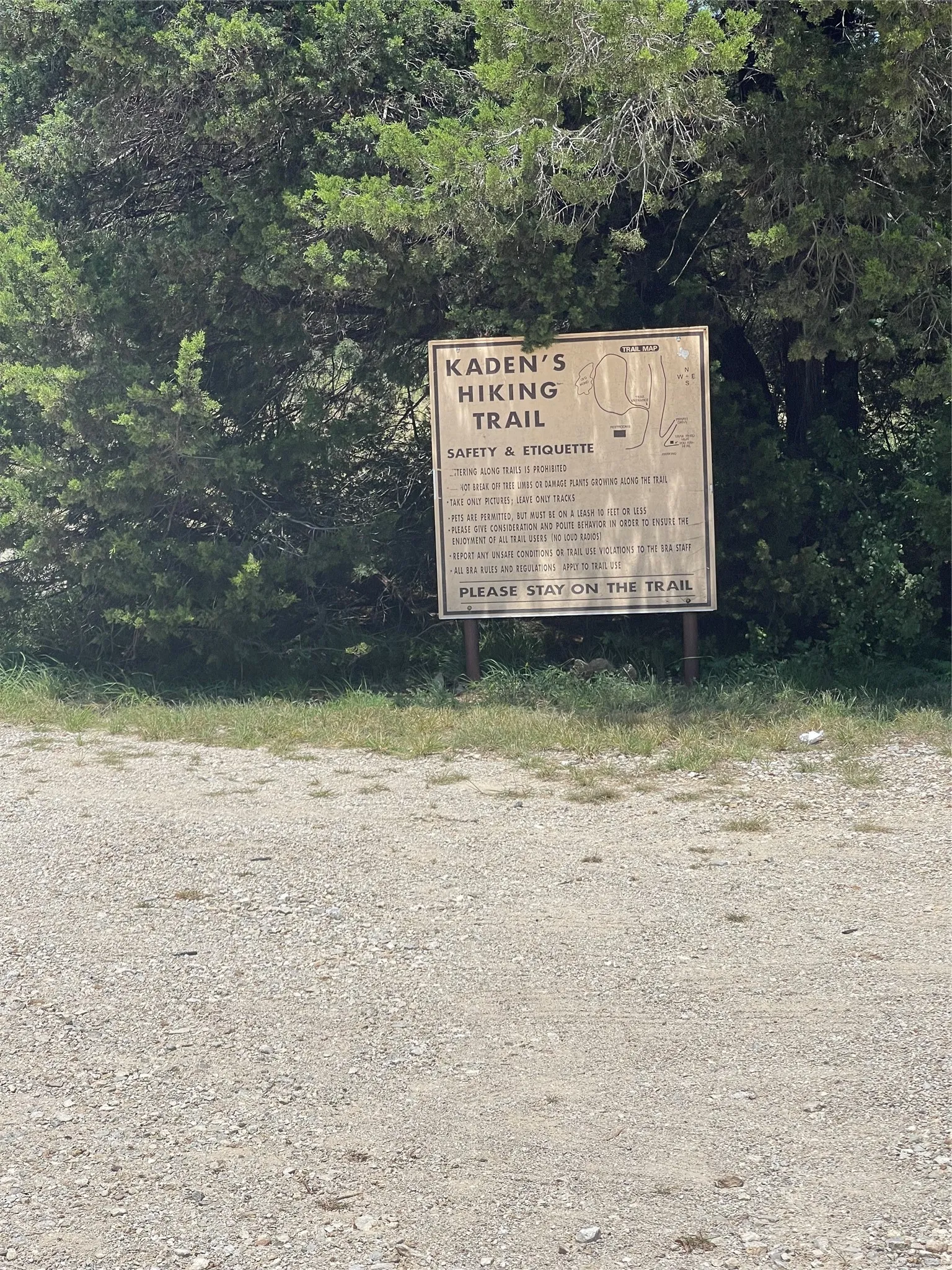 Hiking trail at the West Side public boat ramp.