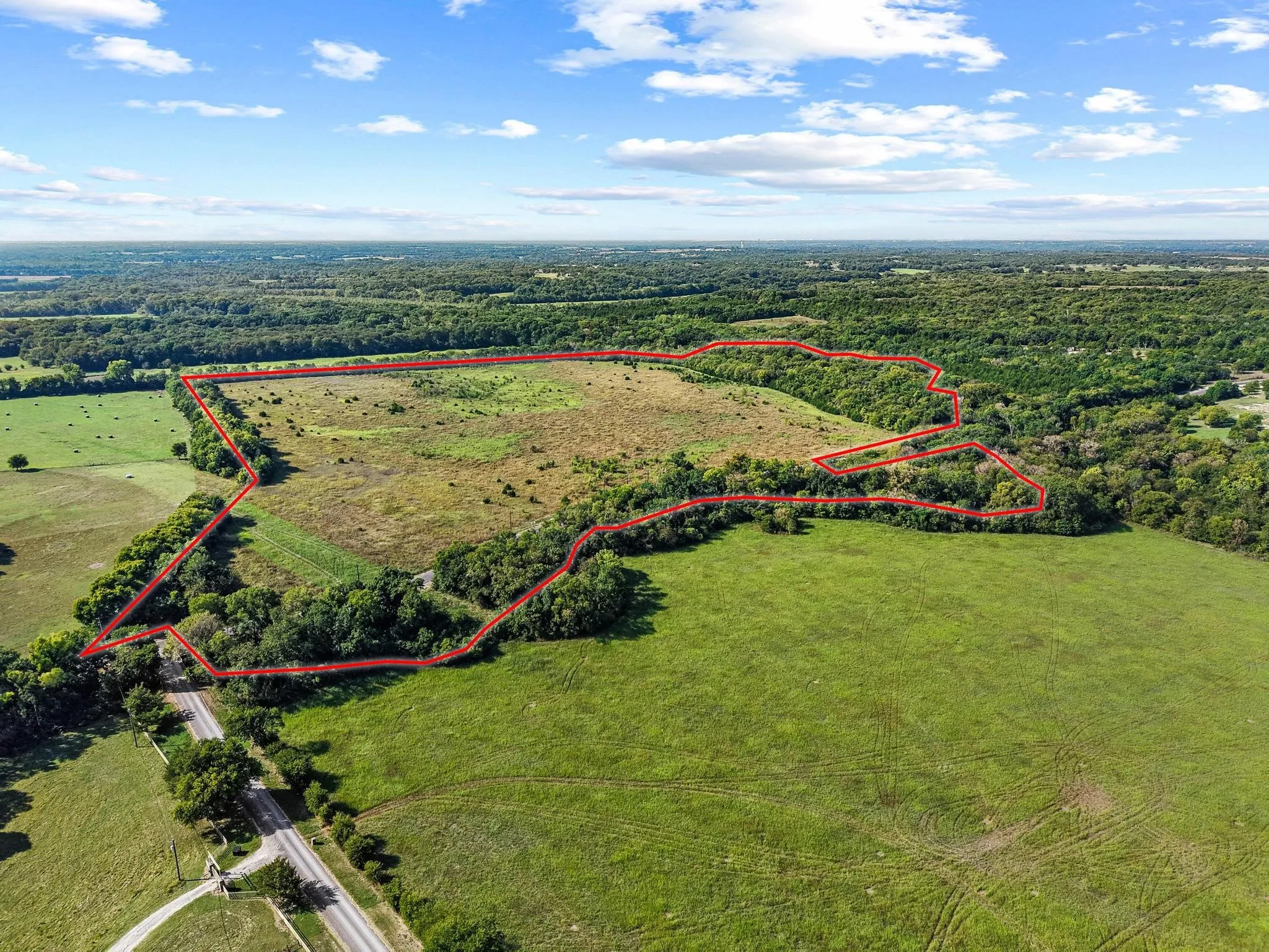 Unimproved Land For Sale in Collin County , 0000 County Road 534, Whitewright, Texas 75491, 0, 0, Garage spaces, 0 Sqft, built in 1900, Price $1,450,000, mls#21065733, Real Estate Agent in Whitewright, Homes For Sale in Collin county, Homes For Sale in Whitewright, Realtor in Whitewright Texas, Real Estate Brokerage Independent Realty Texas, Luminita Cordes Realtor