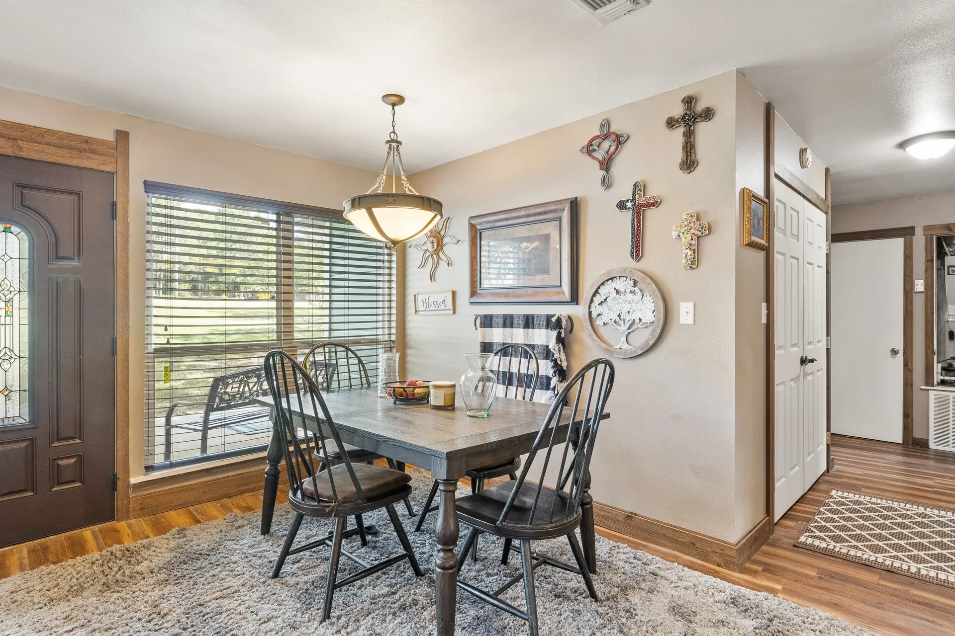 Single Family Residence For Sale in Titus County , 490 FM 1735, Mt Pleasant, Texas 75455, 2 Bedroom, 2 Bathroom, 1 Garage spaces, 1,360 Sqft, built in 2000, Price $250,000, mls#21065871, Real Estate Agent in Mt Pleasant, Homes For Sale in Titus county, Homes For Sale in Mt Pleasant, Realtor in Mt Pleasant Texas, Real Estate Brokerage Independent Realty Texas, Luminita Cordes Realtor