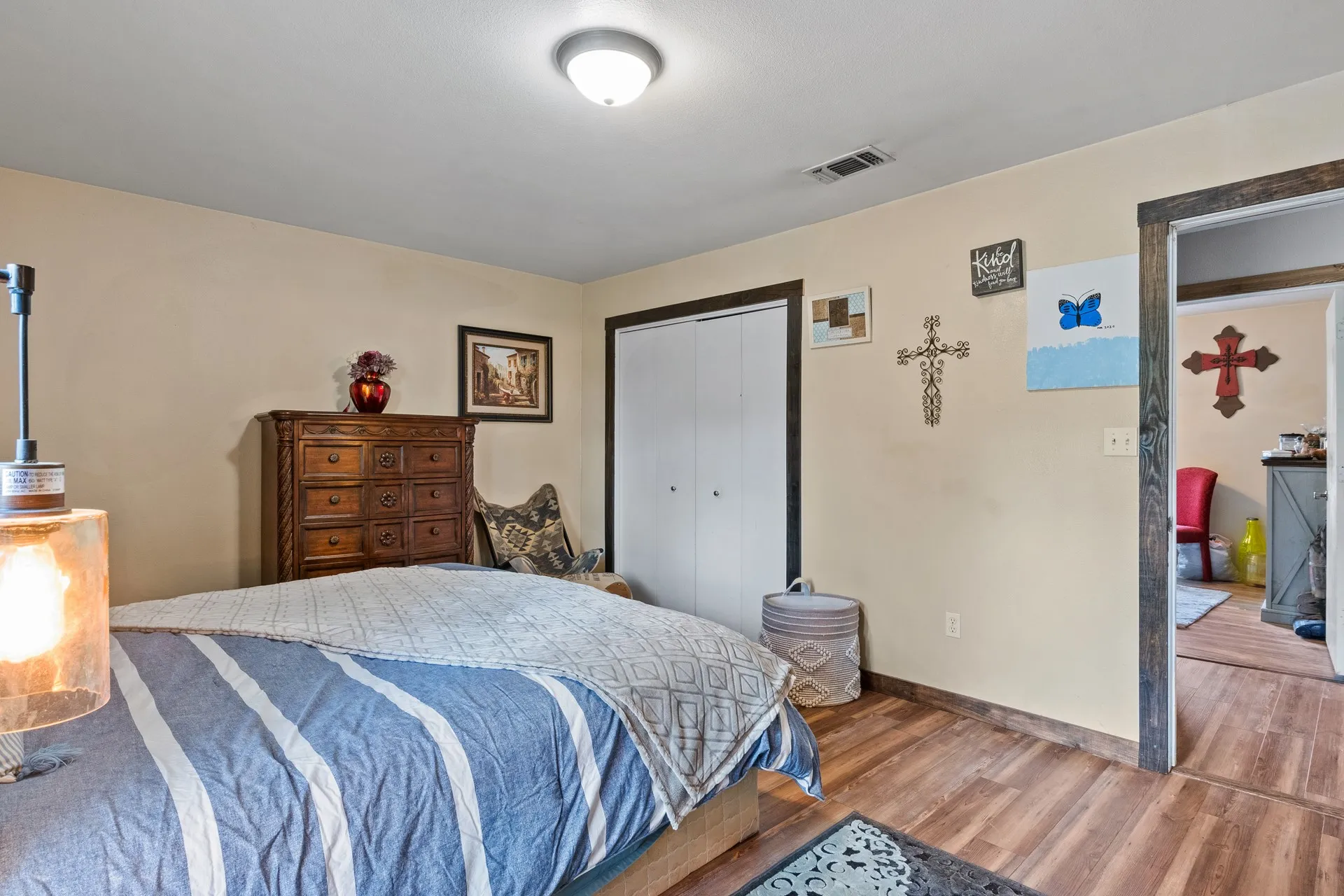 Single Family Residence For Sale in Titus County , 490 FM 1735, Mt Pleasant, Texas 75455, 2 Bedroom, 2 Bathroom, 1 Garage spaces, 1,360 Sqft, built in 2000, Price $250,000, mls#21065871, Real Estate Agent in Mt Pleasant, Homes For Sale in Titus county, Homes For Sale in Mt Pleasant, Realtor in Mt Pleasant Texas, Real Estate Brokerage Independent Realty Texas, Luminita Cordes Realtor
