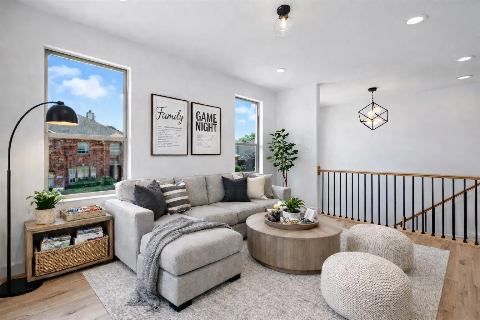 Single Family Residence For Sale in Tarrant County , 3003 Oak Bourne Drive, Arlington, Texas 76016, 5 Bedroom, 4 Bathroom, 2 Garage spaces, 3,136 Sqft, built in 2025, New Construction - Complete, mls#21065779, Real Estate Agent in Arlington, Homes For Sale in Tarrant county, Homes For Sale in Arlington, Realtor in Arlington Texas, Real Estate Brokerage Independent Realty Texas, Luminita Cordes Realtor