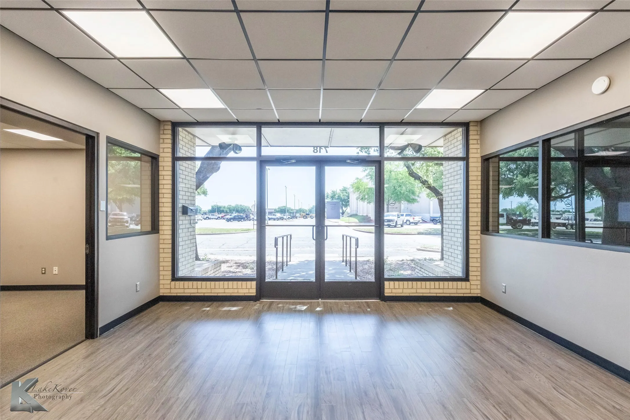 Office For Sale in Taylor County , 718 Cedar Street, Abilene, Texas 79601, 0, 0, Garage spaces, 0 Sqft, built in 1975, mls#21066264, Real Estate Agent in Abilene, Homes For Sale in Taylor county, Homes For Sale in Abilene, Realtor in Abilene Texas, Real Estate Brokerage Independent Realty Texas, Luminita Cordes Realtor