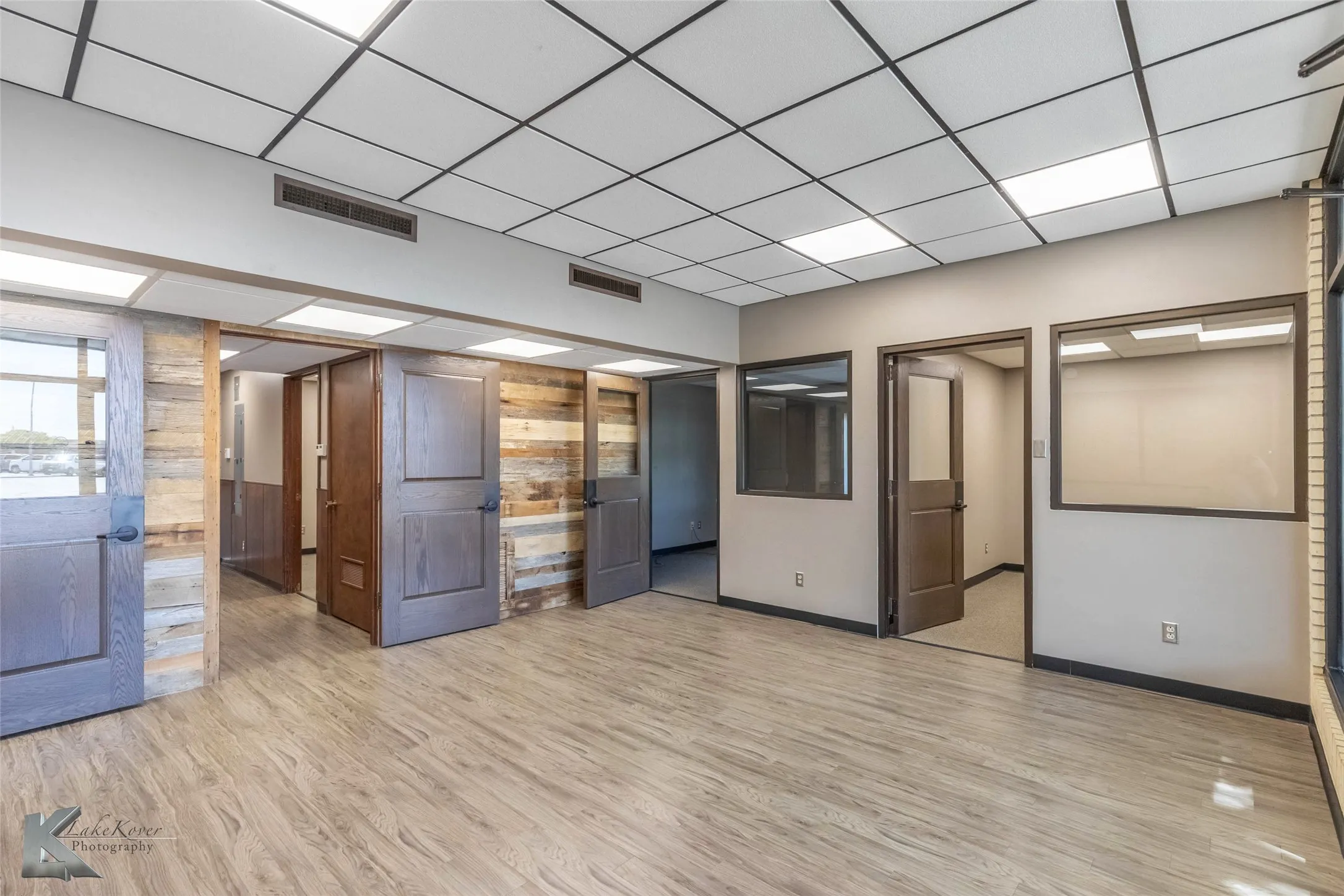 Office For Sale in Taylor County , 718 Cedar Street, Abilene, Texas 79601, 0, 0, Garage spaces, 0 Sqft, built in 1975, mls#21066264, Real Estate Agent in Abilene, Homes For Sale in Taylor county, Homes For Sale in Abilene, Realtor in Abilene Texas, Real Estate Brokerage Independent Realty Texas, Luminita Cordes Realtor