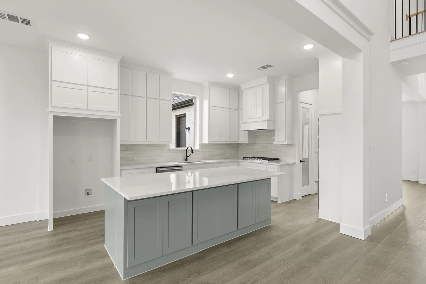10. 1061 Georgetown - Kitchen (2)
