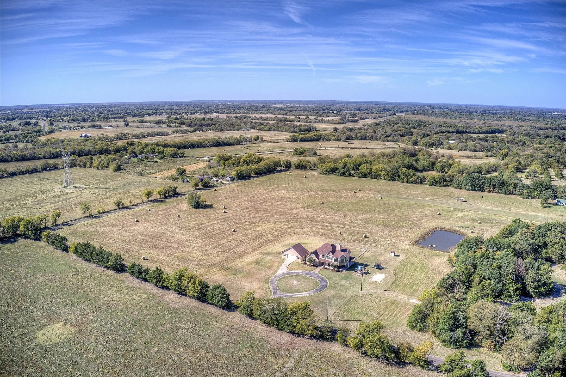 Aerial view featuring a rural view