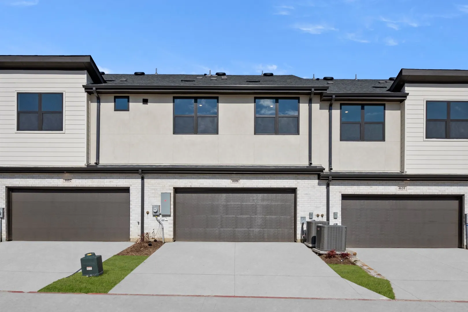 4606 White Buffalo_2220_Aspen- Exterior-4