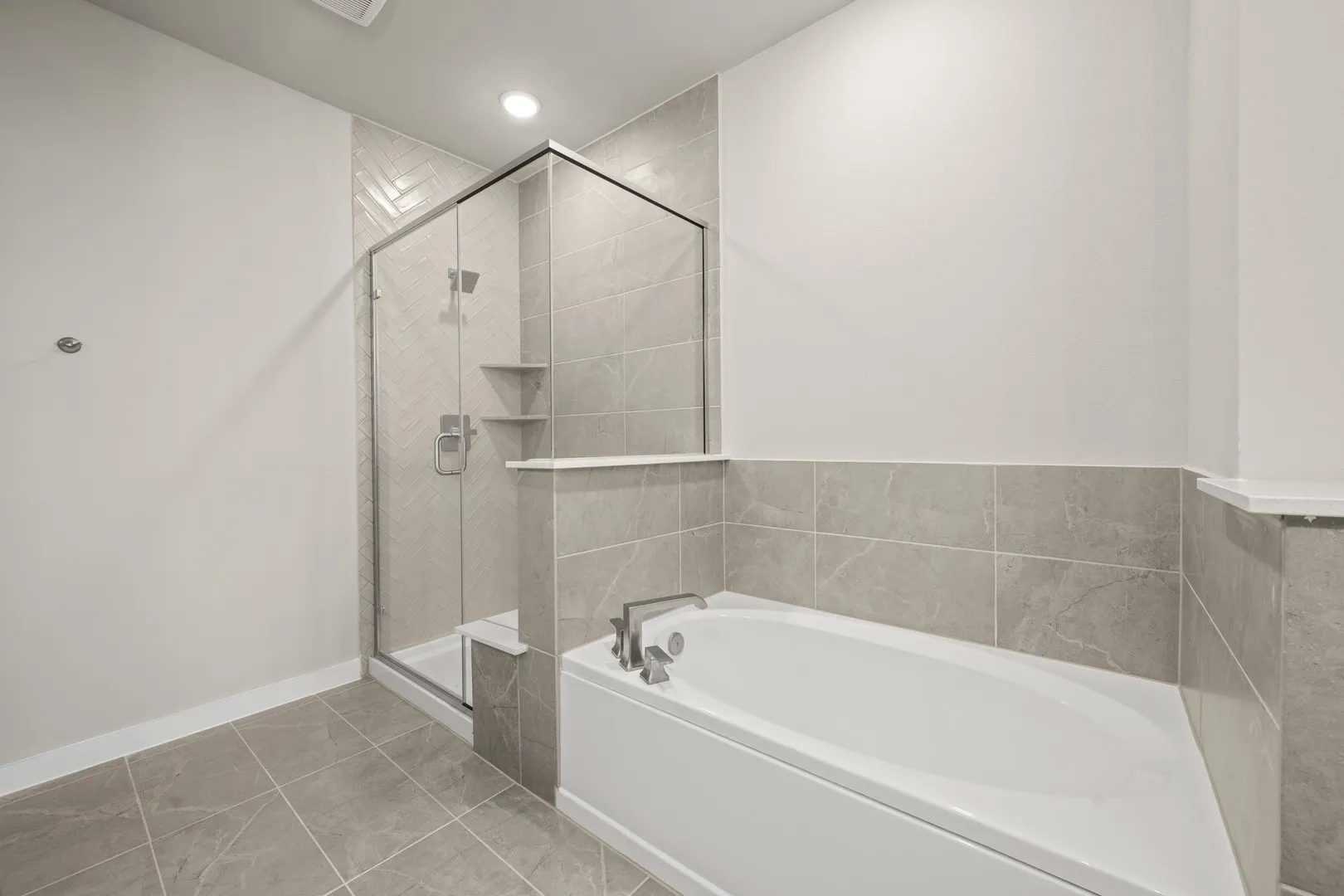 4606 White Buffalo_2220_Aspen- Primary Suite-4
