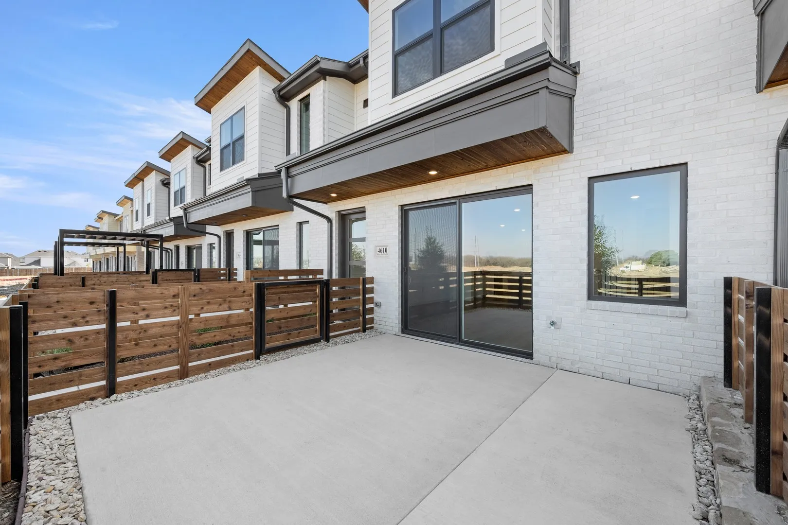 Townhouse For Sale in Denton County , 4610 White Buffalo Trail, Oak Point, Texas 75068, 3 Bedroom, 3 Bathroom, 2 Garage spaces, 1,840 Sqft, built in 2025, New Construction - Complete, mls#21067238, Real Estate Agent in Oak Point, Homes For Sale in Denton county, Homes For Sale in Oak Point, Realtor in Oak Point Texas, Real Estate Brokerage Independent Realty Texas, Luminita Cordes Realtor