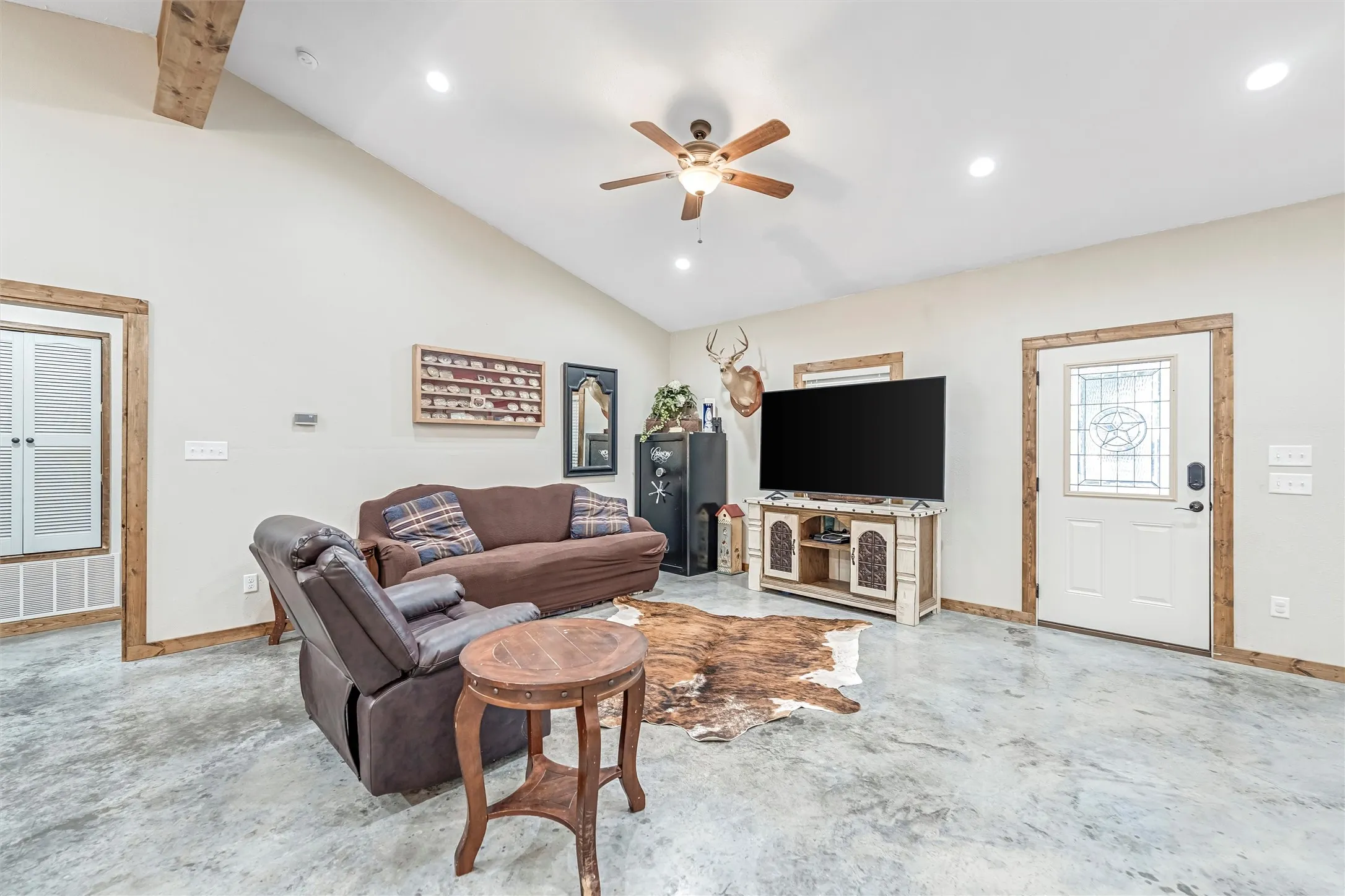 Farm For Sale in Erath County , 6000 County Road 351, Dublin, Texas 76446, 3 Bedroom, 2 Bathroom, Garage spaces, 1,910 Sqft, built in 2018, Unknown, mls#21066909, Real Estate Agent in Dublin, Homes For Sale in Erath county, Homes For Sale in Dublin, Realtor in Dublin Texas, Real Estate Brokerage Independent Realty Texas, Luminita Cordes Realtor
