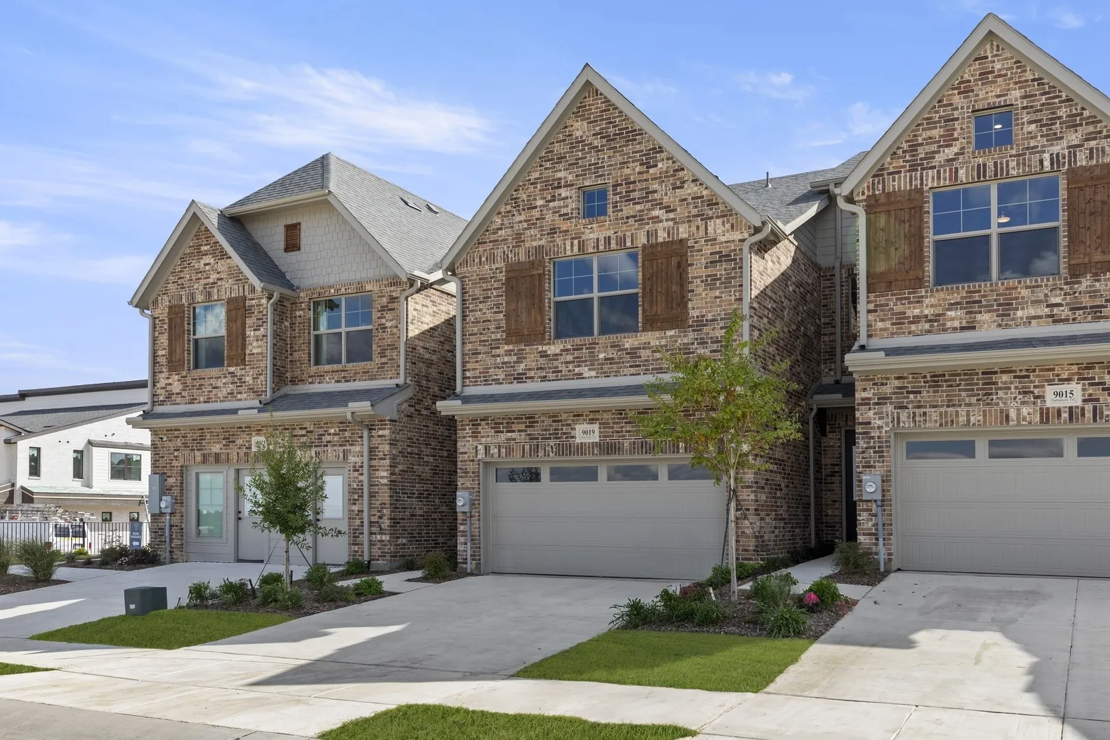 Townhouse For Sale in Denton County , 9019 Indianola Trail, Oak Point, Texas 75068, 3 Bedroom, 3 Bathroom, 2 Garage spaces, 2,131 Sqft, built in 2025, New Construction - Complete, mls#21067290, Real Estate Agent in Oak Point, Homes For Sale in Denton county, Homes For Sale in Oak Point, Realtor in Oak Point Texas, Real Estate Brokerage Independent Realty Texas, Luminita Cordes Realtor