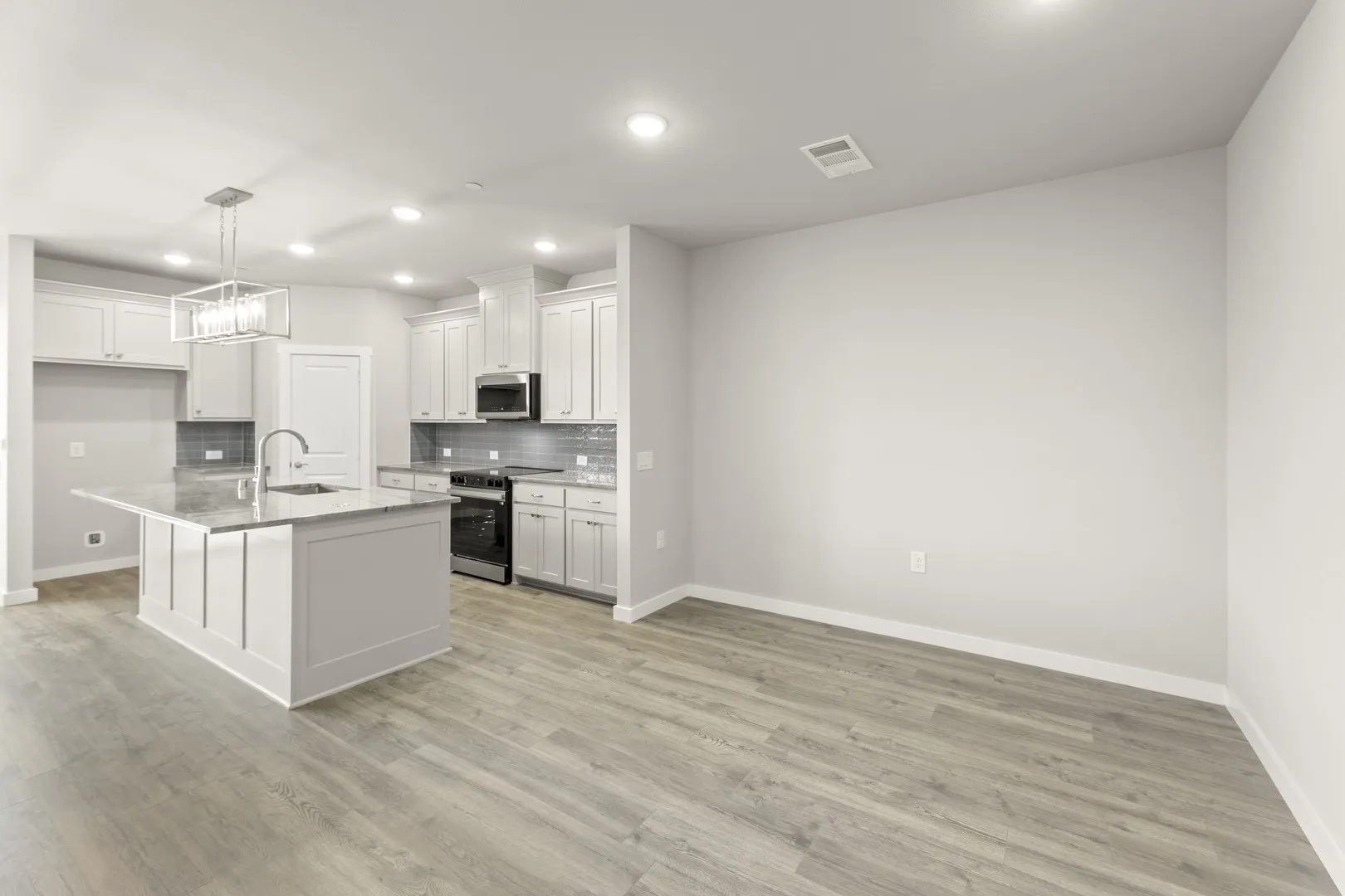 9019 Indianola_2541_Boulder_Dining