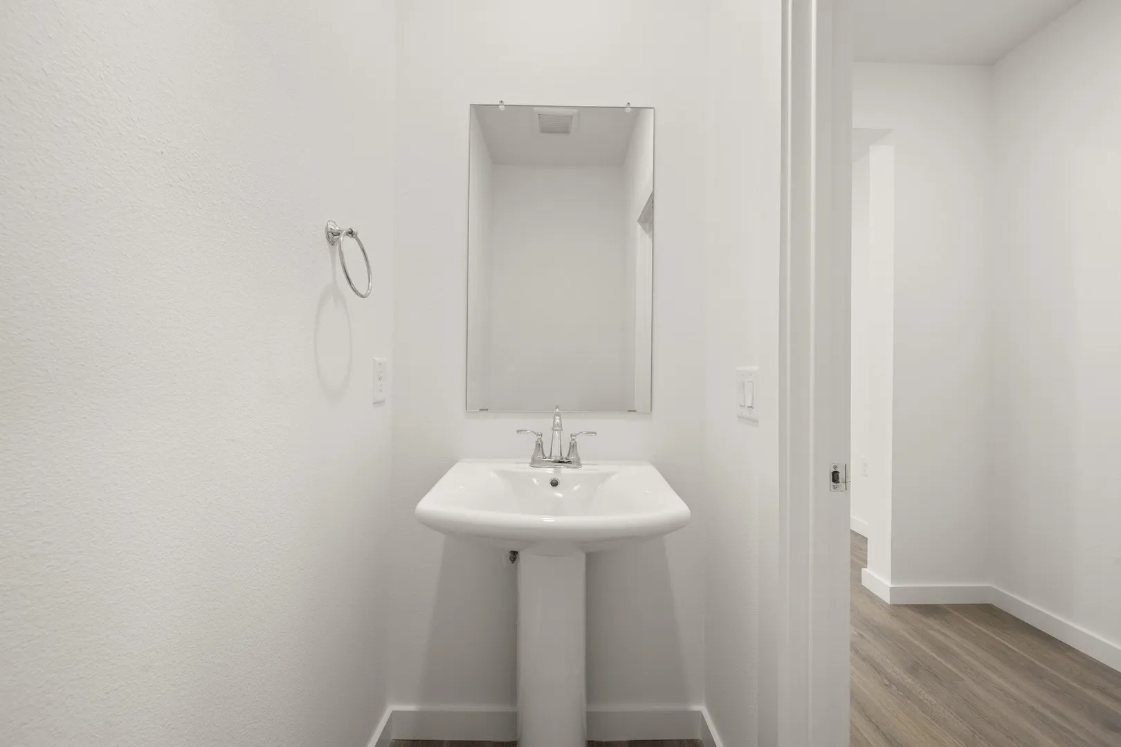 4611 Haws Trail_ 2570_Lotus- Half​​‌​​​​‌​​‌‌​‌‌​​​‌‌​‌​‌​‌​​​‌​​ Bath-1