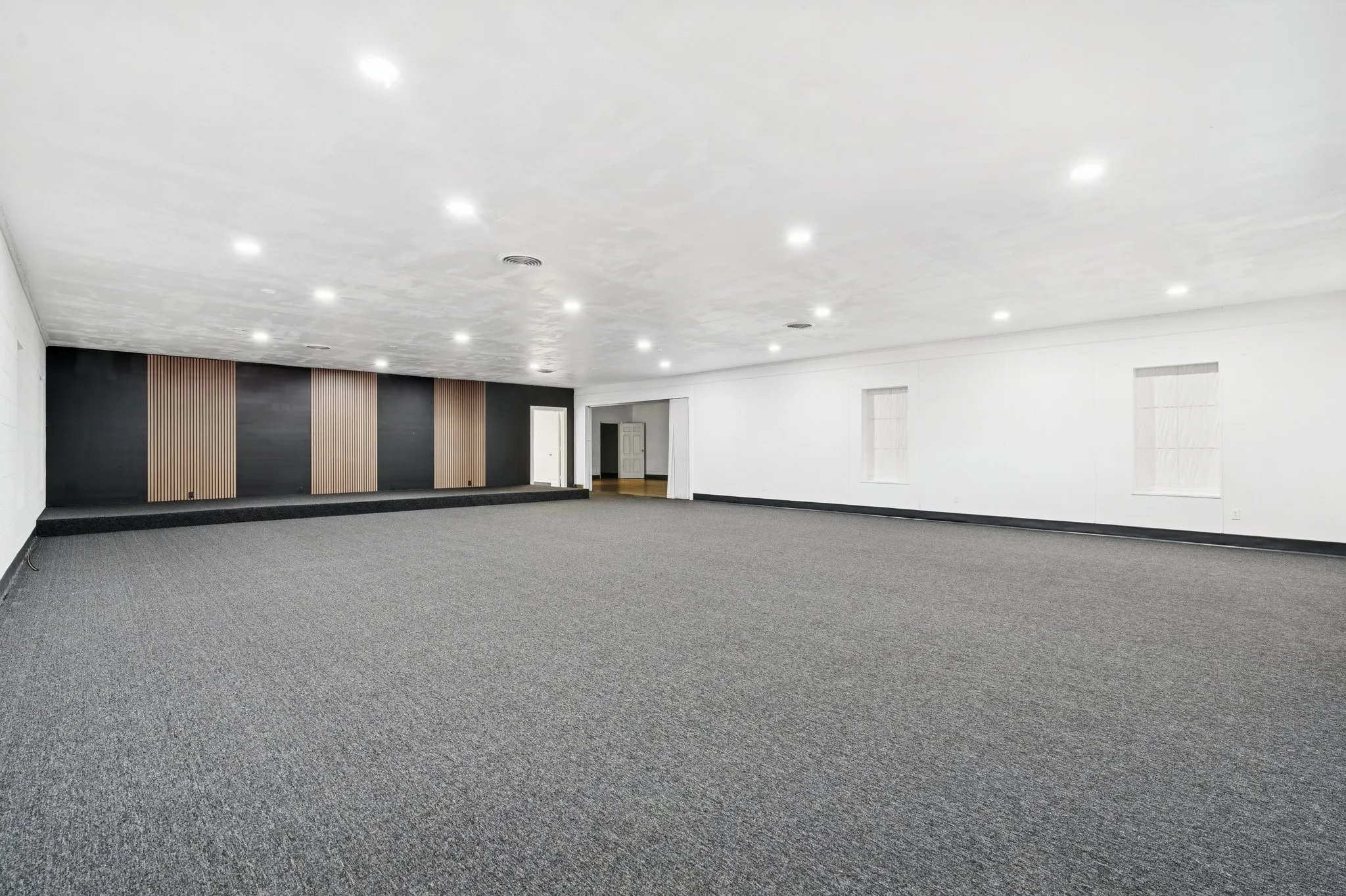 Business For Rent in Dallas County , 200 E Carr Lane, Duncanville, Texas 75116, 0, 0, Garage spaces, 0 Sqft, built in 1960, Preowned, mls#21067317, Real Estate Agent in Duncanville, Homes For Rent in Dallas county, Homes For Rent in Duncanville, Realtor in Duncanville Texas, Real Estate Brokerage Independent Realty Texas, Luminita Cordes Realtor