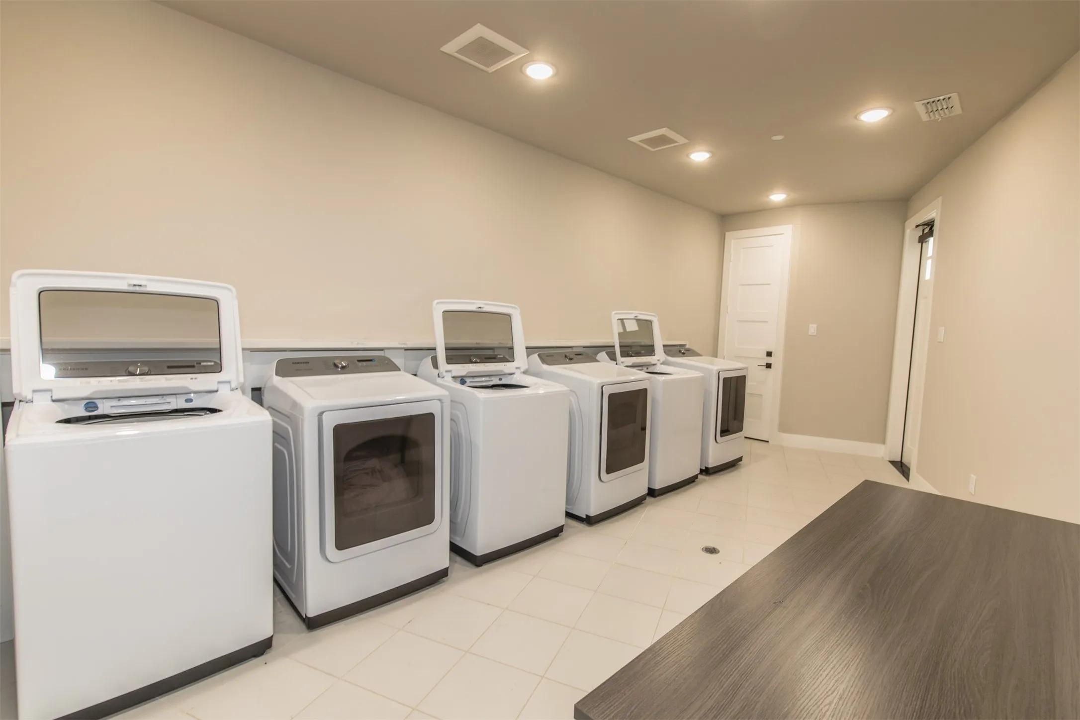 Condominium For Sale in Palo Pinto County , 3412 Scenic Point Road 305, Possum Kingdom Lake, Texas 76449, 2 Bedroom, 2 Bathroom, Garage spaces, 1,193 Sqft, built in 2019, mls#21067152, Real Estate Agent in Possum Kingdom Lake, Homes For Sale in Palo Pinto county, Homes For Sale in Possum Kingdom Lake, Realtor in Possum Kingdom Lake Texas, Real Estate Brokerage Independent Realty Texas, Luminita Cordes Realtor
