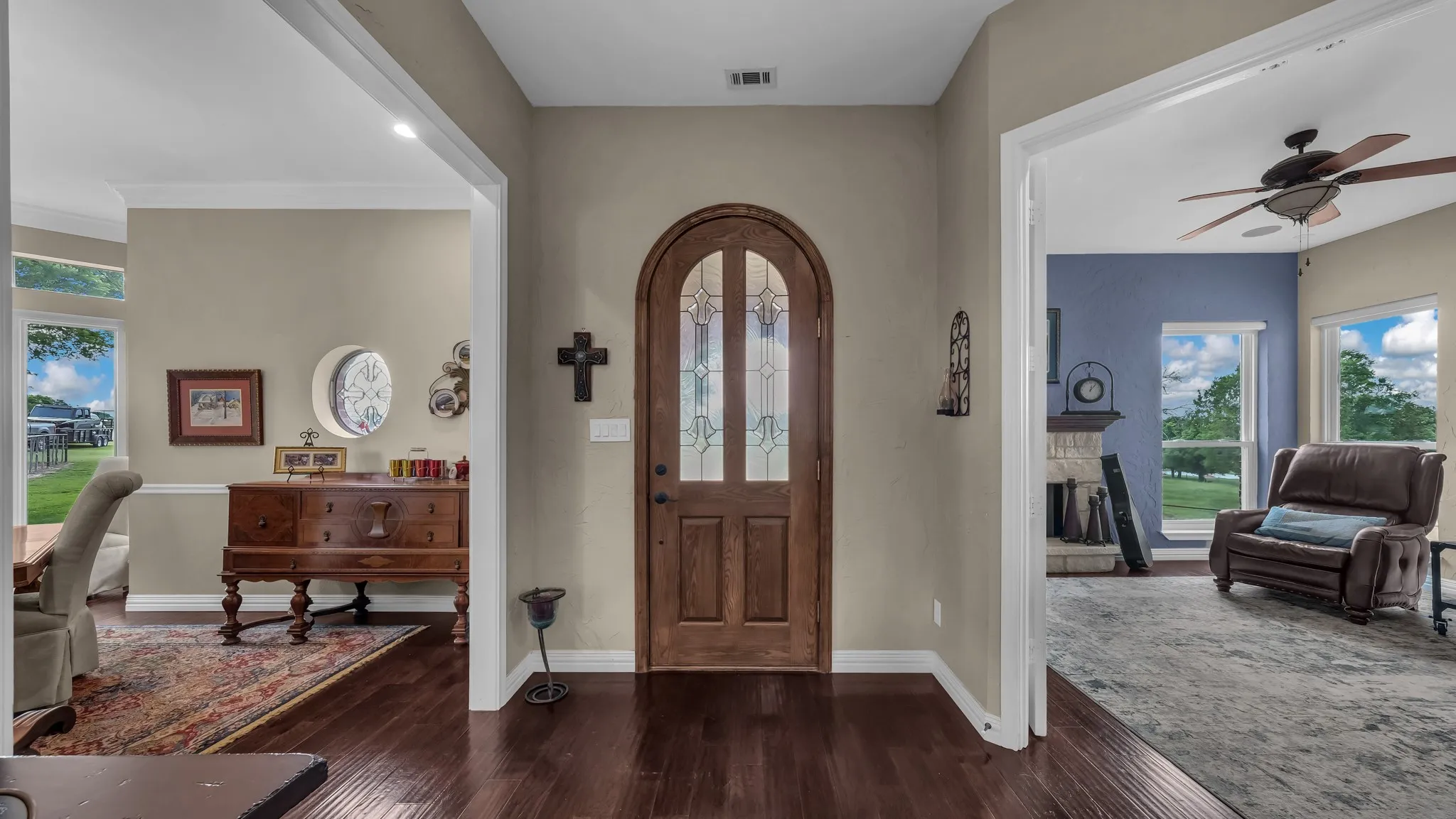 Farm For Sale in Johnson County , 398 J O Junge Road, Cleburne, Texas 76033, 4 Bedroom, 4 Bathroom, 2 Garage spaces, 2,690 Sqft, built in 1998, Preowned, mls#21063508, Real Estate Agent in Cleburne, Homes For Sale in Johnson county, Homes For Sale in Cleburne, Realtor in Cleburne Texas, Real Estate Brokerage Independent Realty Texas, Luminita Cordes Realtor