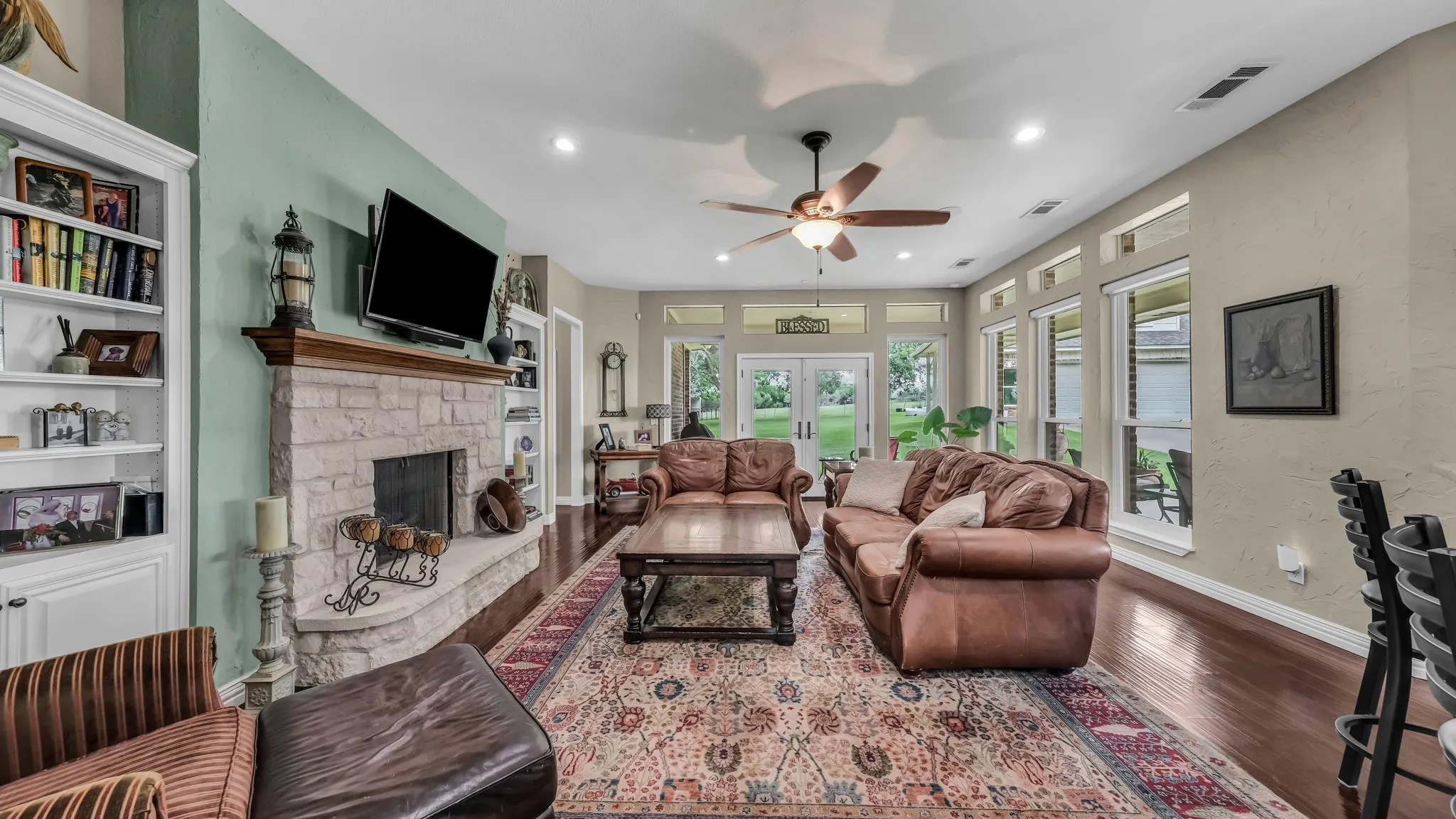 Farm For Sale in Johnson County , 398 J O Junge Road, Cleburne, Texas 76033, 4 Bedroom, 4 Bathroom, 2 Garage spaces, 2,690 Sqft, built in 1998, Preowned, mls#21063508, Real Estate Agent in Cleburne, Homes For Sale in Johnson county, Homes For Sale in Cleburne, Realtor in Cleburne Texas, Real Estate Brokerage Independent Realty Texas, Luminita Cordes Realtor