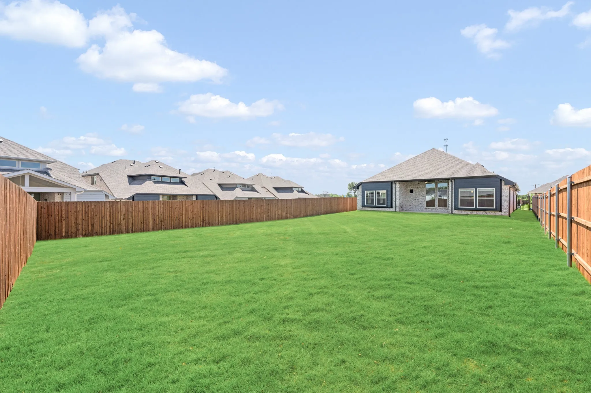 Single Family Residence For Sale in Parker County , 130 Kingfisher Lane, Aledo, Texas 76008, 3 Bedroom, 2 Bathroom, 2 Garage spaces, 2,098 Sqft, built in 2026, New Construction - Complete, mls#21058886, Real Estate Agent in Aledo, Homes For Sale in Parker county, Homes For Sale in Aledo, Realtor in Aledo Texas, Real Estate Brokerage Independent Realty Texas, Luminita Cordes Realtor