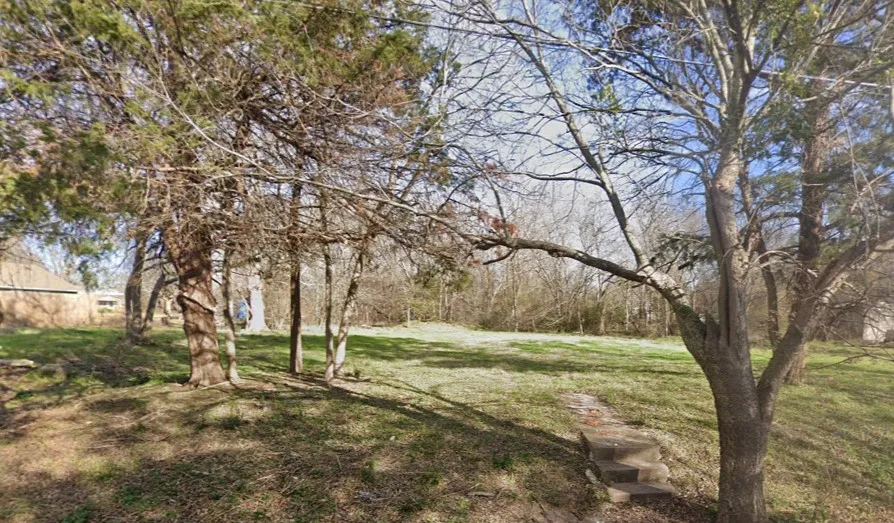 Unimproved Land For Sale in Hunt County , 113 Boatley Street, Commerce, Texas 75428, 0, 0, Garage spaces, 0 Sqft, built in 0, Price $19,000, mls#21063292, Real Estate Agent in Commerce, Homes For Sale in Hunt county, Homes For Sale in Commerce, Realtor in Commerce Texas, Real Estate Brokerage Independent Realty Texas, Luminita Cordes Realtor