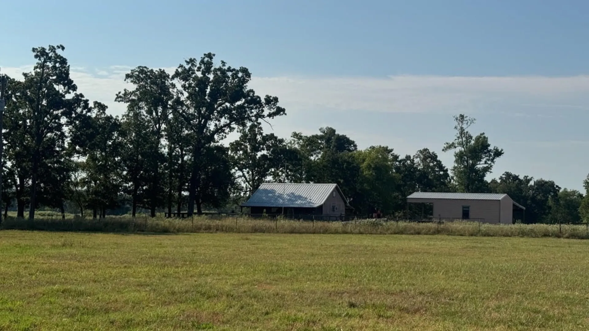 Farm For Sale in Franklin (TX) County , 768 County Road 2220, Talco, Texas 75487, 4 Bedroom, 3 Bathroom, 2 Garage spaces, 2,280 Sqft, built in 2012, mls#21068244, Real Estate Agent in Talco, Homes For Sale in Franklin (TX) county, Homes For Sale in Talco, Realtor in Talco Texas, Real Estate Brokerage Independent Realty Texas, Luminita Cordes Realtor