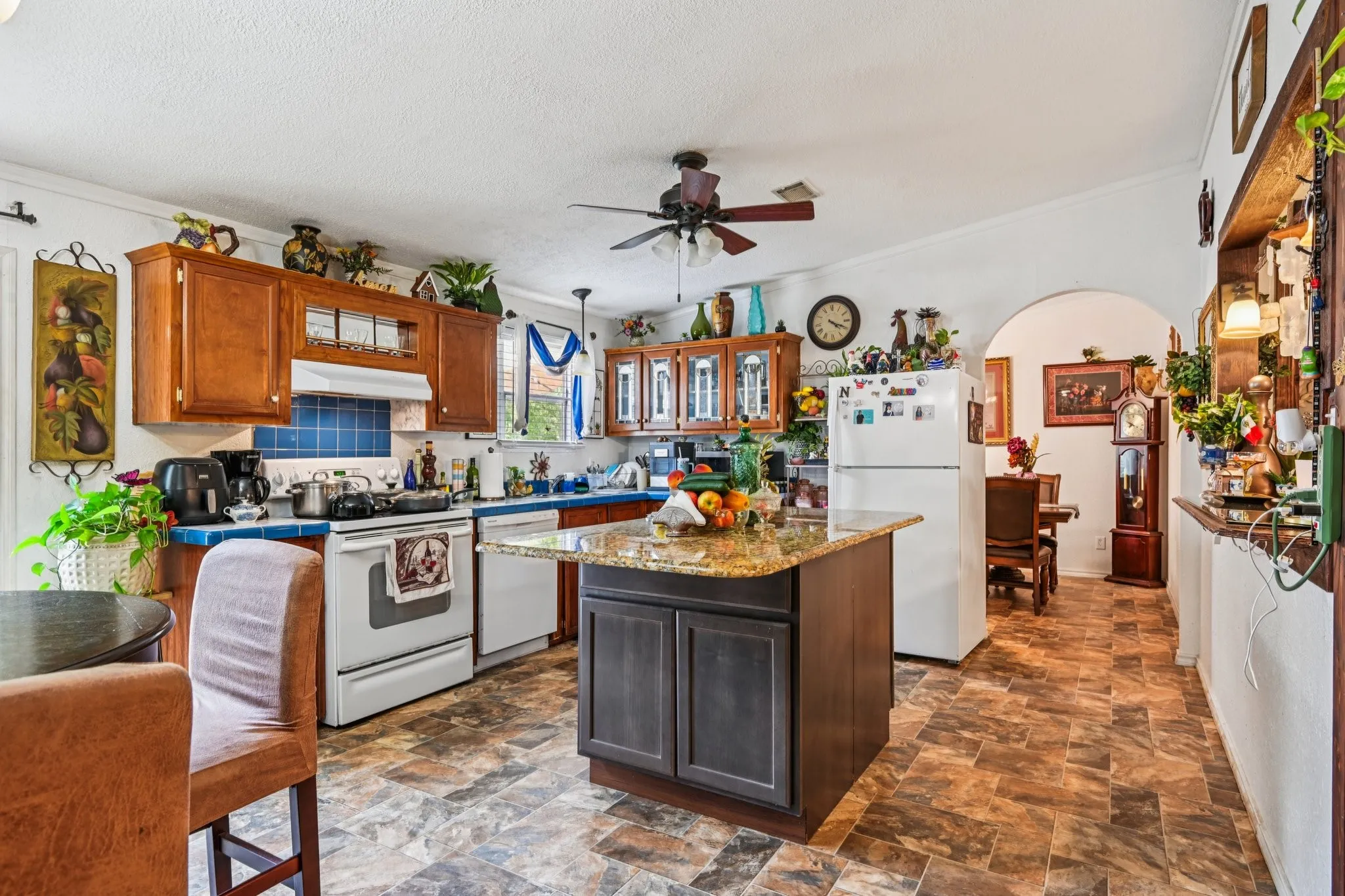 Mobile Home For Sale in Kaufman County , 29275 Fm 429, Terrell, Texas 75161, 3 Bedroom, 2 Bathroom, 2 Garage spaces, 1,568 Sqft, built in 1998, mls#21068337, Real Estate Agent in Terrell, Homes For Sale in Kaufman county, Homes For Sale in Terrell, Realtor in Terrell Texas, Real Estate Brokerage Independent Realty Texas, Luminita Cordes Realtor