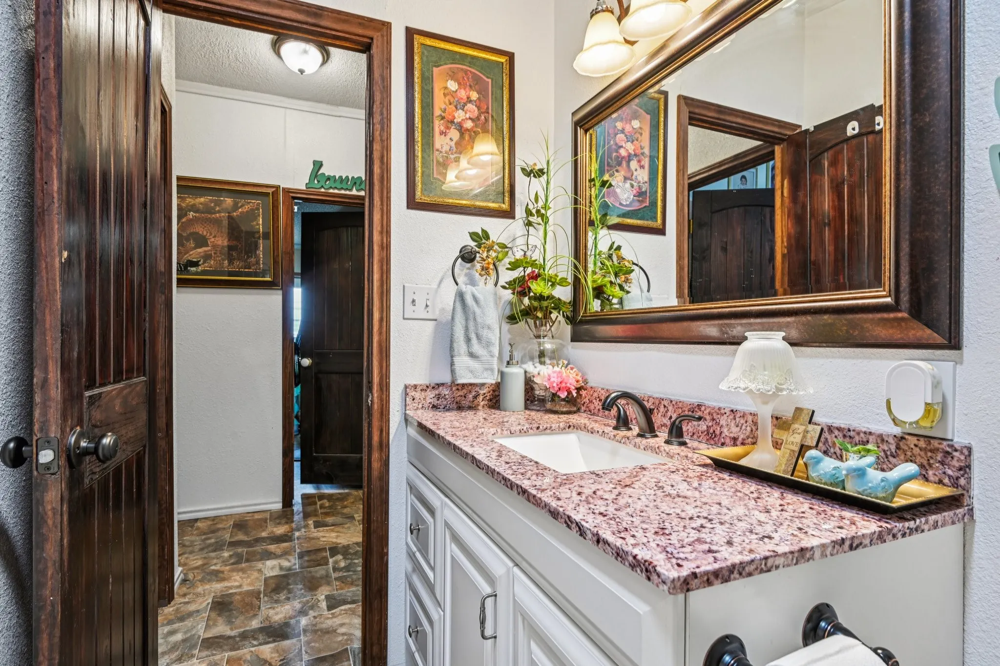 Mobile Home For Sale in Kaufman County , 29275 Fm 429, Terrell, Texas 75161, 3 Bedroom, 2 Bathroom, 2 Garage spaces, 1,568 Sqft, built in 1998, mls#21068337, Real Estate Agent in Terrell, Homes For Sale in Kaufman county, Homes For Sale in Terrell, Realtor in Terrell Texas, Real Estate Brokerage Independent Realty Texas, Luminita Cordes Realtor