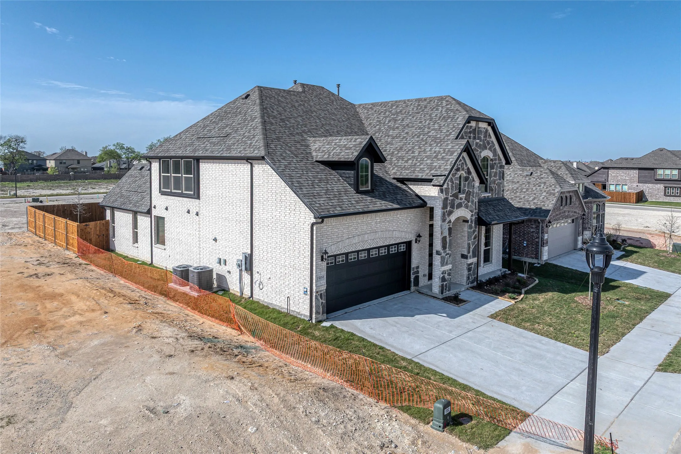 Single Family Residence For Sale in Collin County , 1909 Amber Gate Drive, Anna, Texas 75409, 4 Bedroom, 4 Bathroom, 2 Garage spaces, 3,481 Sqft, built in 2026, New Construction - Incomplete, mls#21068673, Real Estate Agent in Anna, Homes For Sale in Collin county, Homes For Sale in Anna, Realtor in Anna Texas, Real Estate Brokerage Independent Realty Texas, Luminita Cordes Realtor
