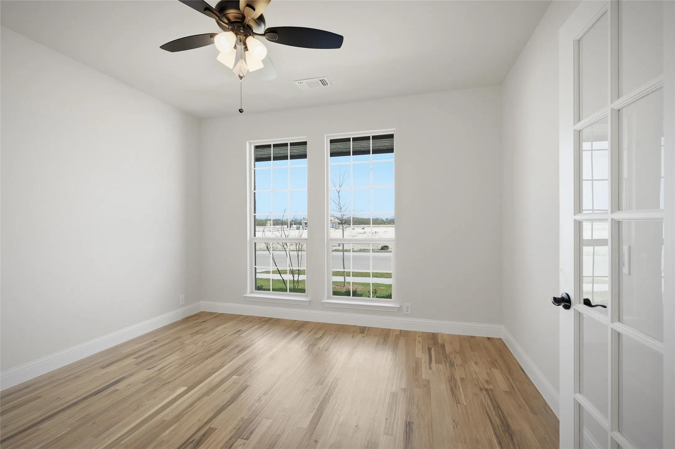 Single Family Residence For Sale in Collin County , 1909 Amber Gate Drive, Anna, Texas 75409, 4 Bedroom, 4 Bathroom, 2 Garage spaces, 3,481 Sqft, built in 2026, New Construction - Incomplete, mls#21068673, Real Estate Agent in Anna, Homes For Sale in Collin county, Homes For Sale in Anna, Realtor in Anna Texas, Real Estate Brokerage Independent Realty Texas, Luminita Cordes Realtor