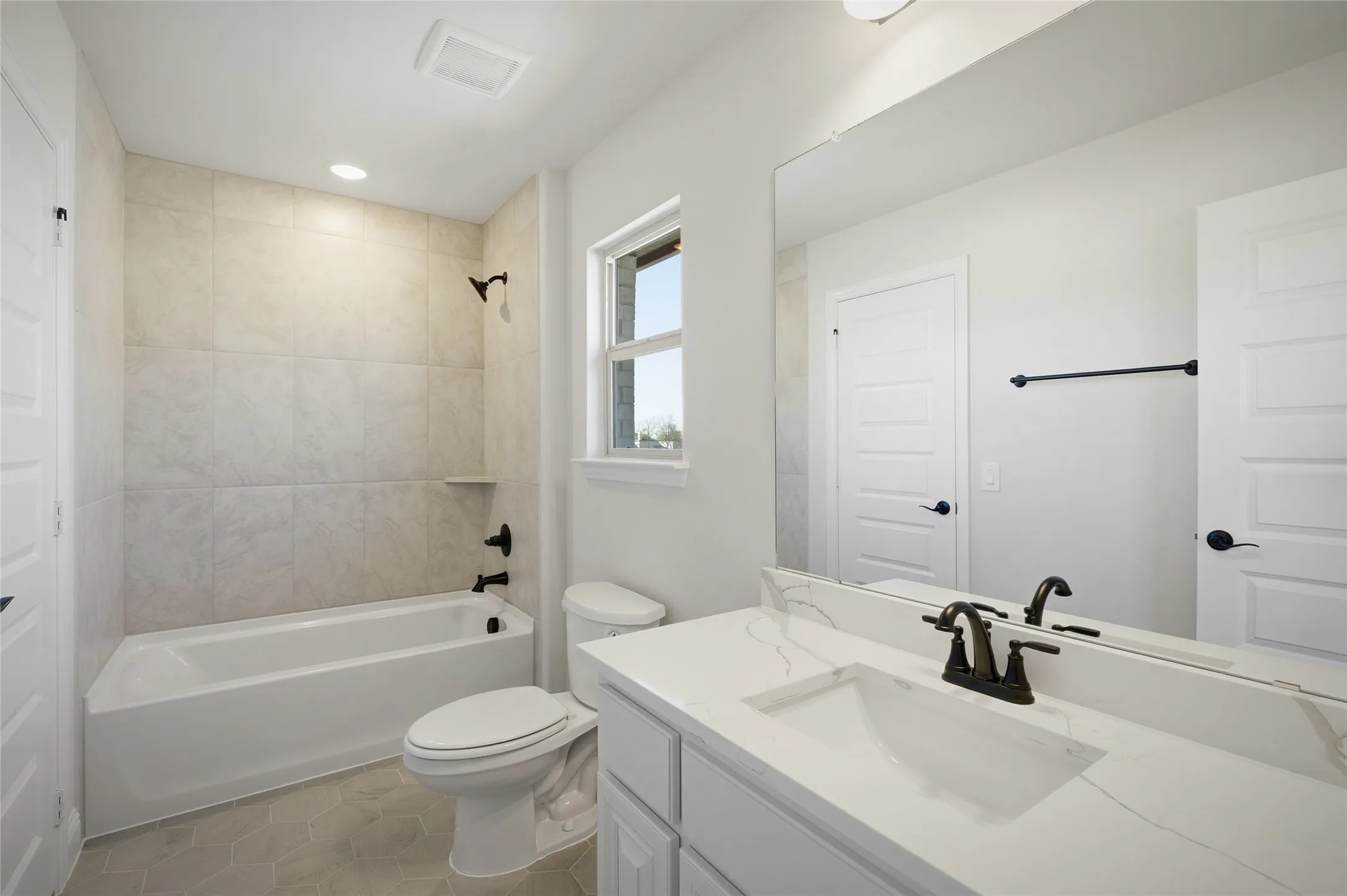 Single Family Residence For Sale in Collin County , 1909 Amber Gate Drive, Anna, Texas 75409, 4 Bedroom, 4 Bathroom, 2 Garage spaces, 3,481 Sqft, built in 2026, New Construction - Incomplete, mls#21068673, Real Estate Agent in Anna, Homes For Sale in Collin county, Homes For Sale in Anna, Realtor in Anna Texas, Real Estate Brokerage Independent Realty Texas, Luminita Cordes Realtor