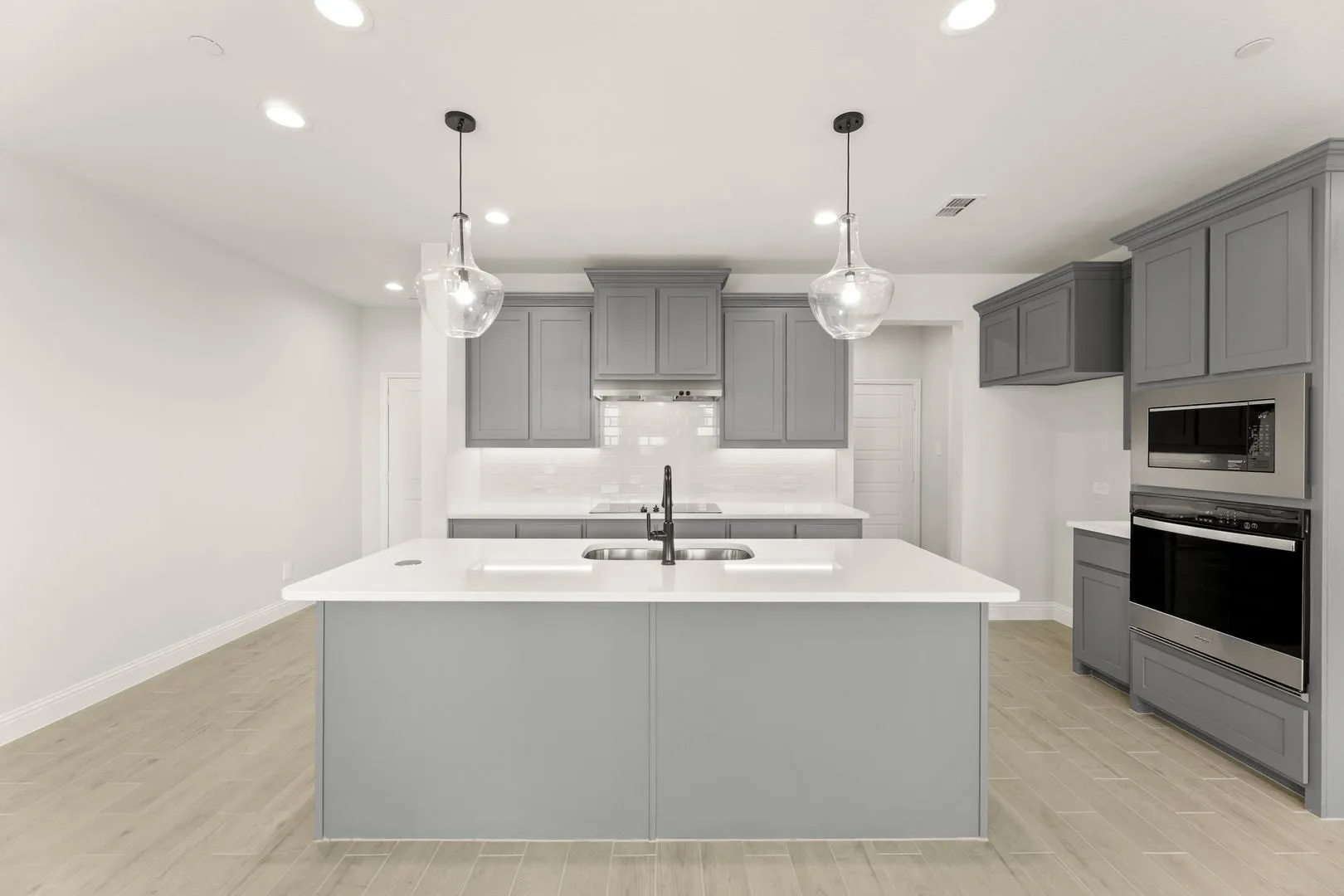 672 Sandiford-Kitchen-1